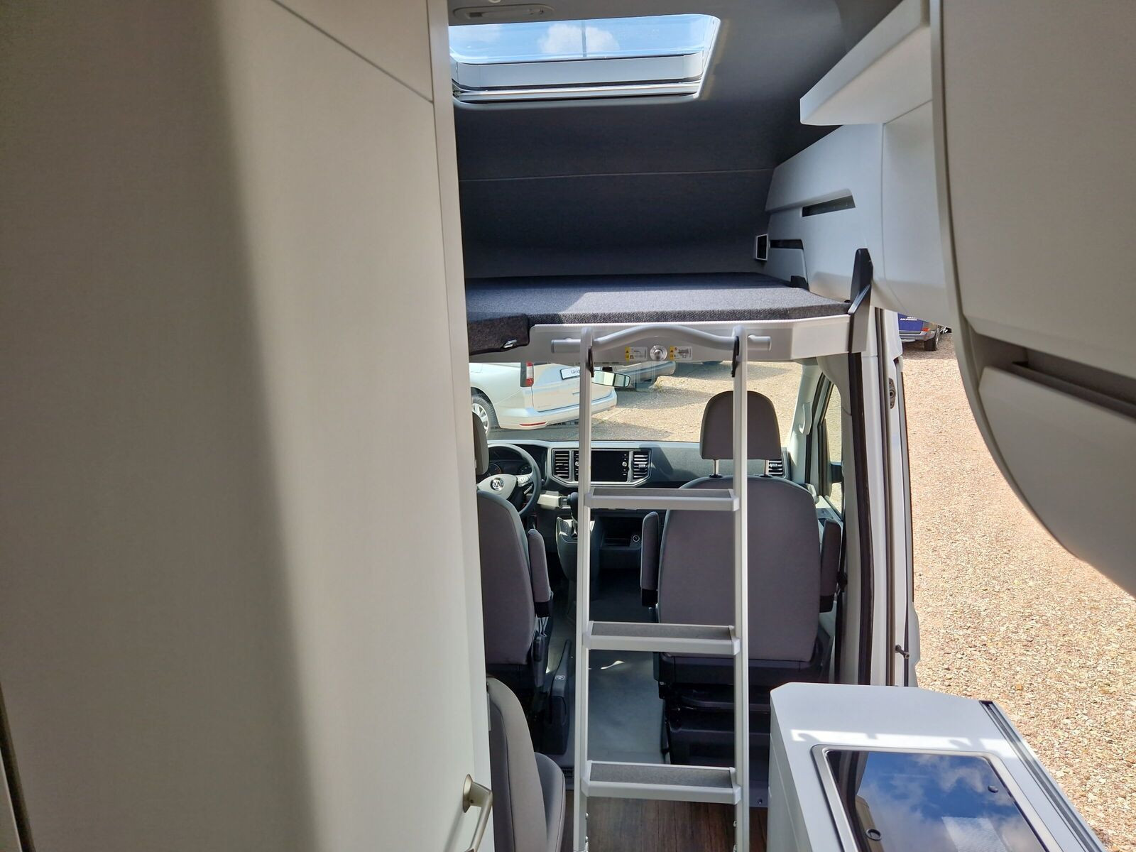 Volkswagen - Grand California 600_12 Volkswagen - Grand California 600_12