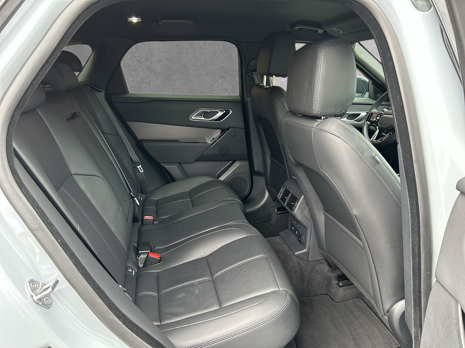 Land Rover - Range Rover Velar_5