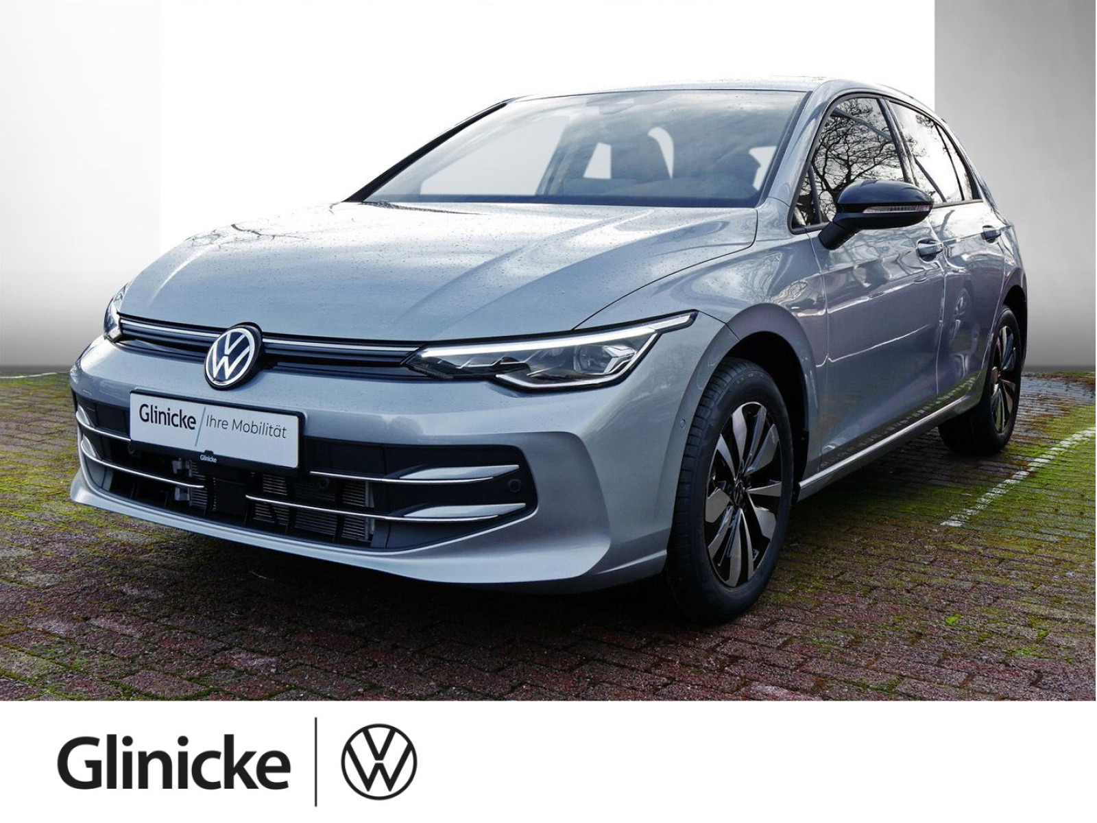 Volkswagen - Golf_1