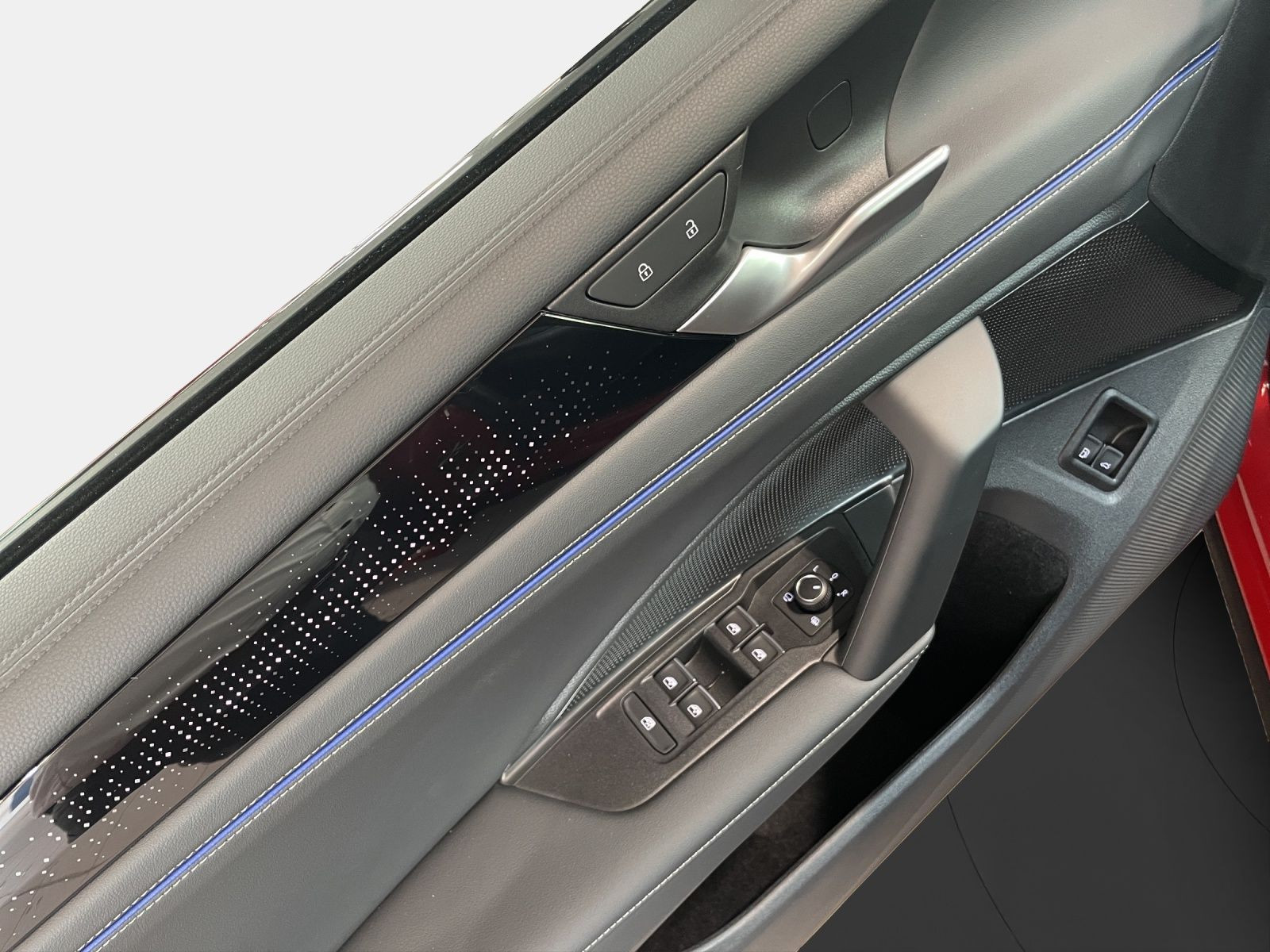 Volkswagen - Tiguan_13