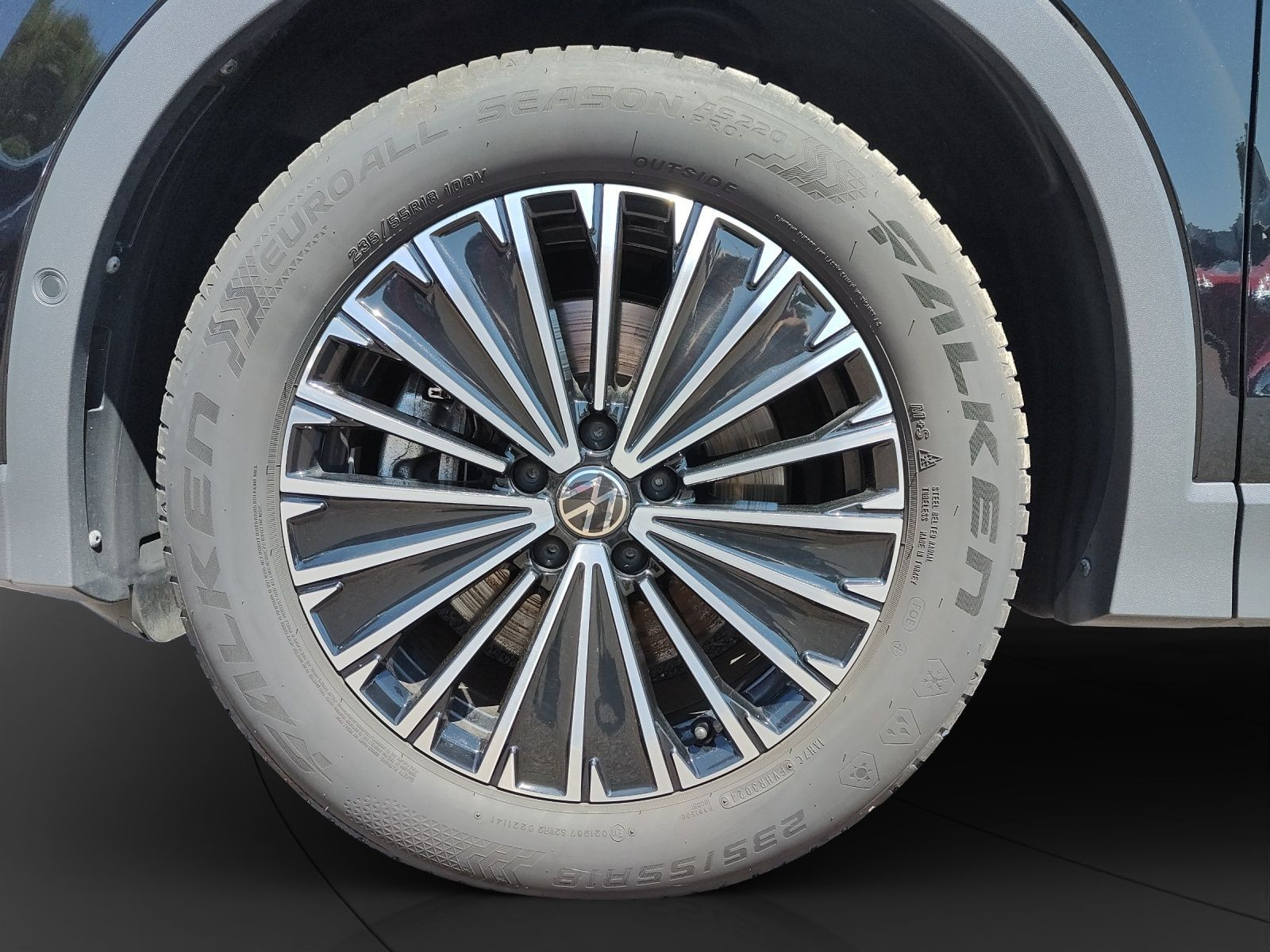 Volkswagen - Tiguan_12