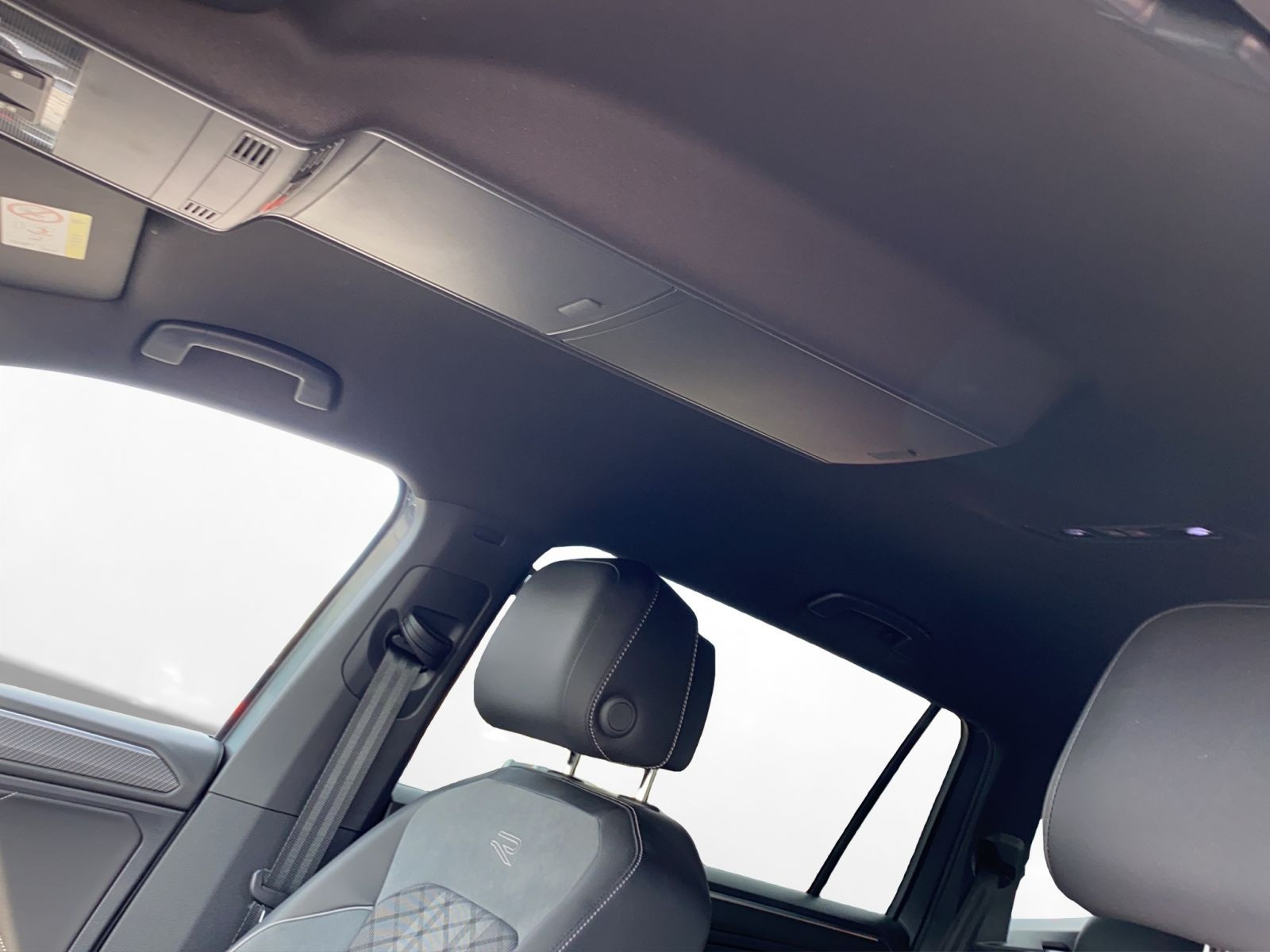 Volkswagen - Tiguan Allspace_25
