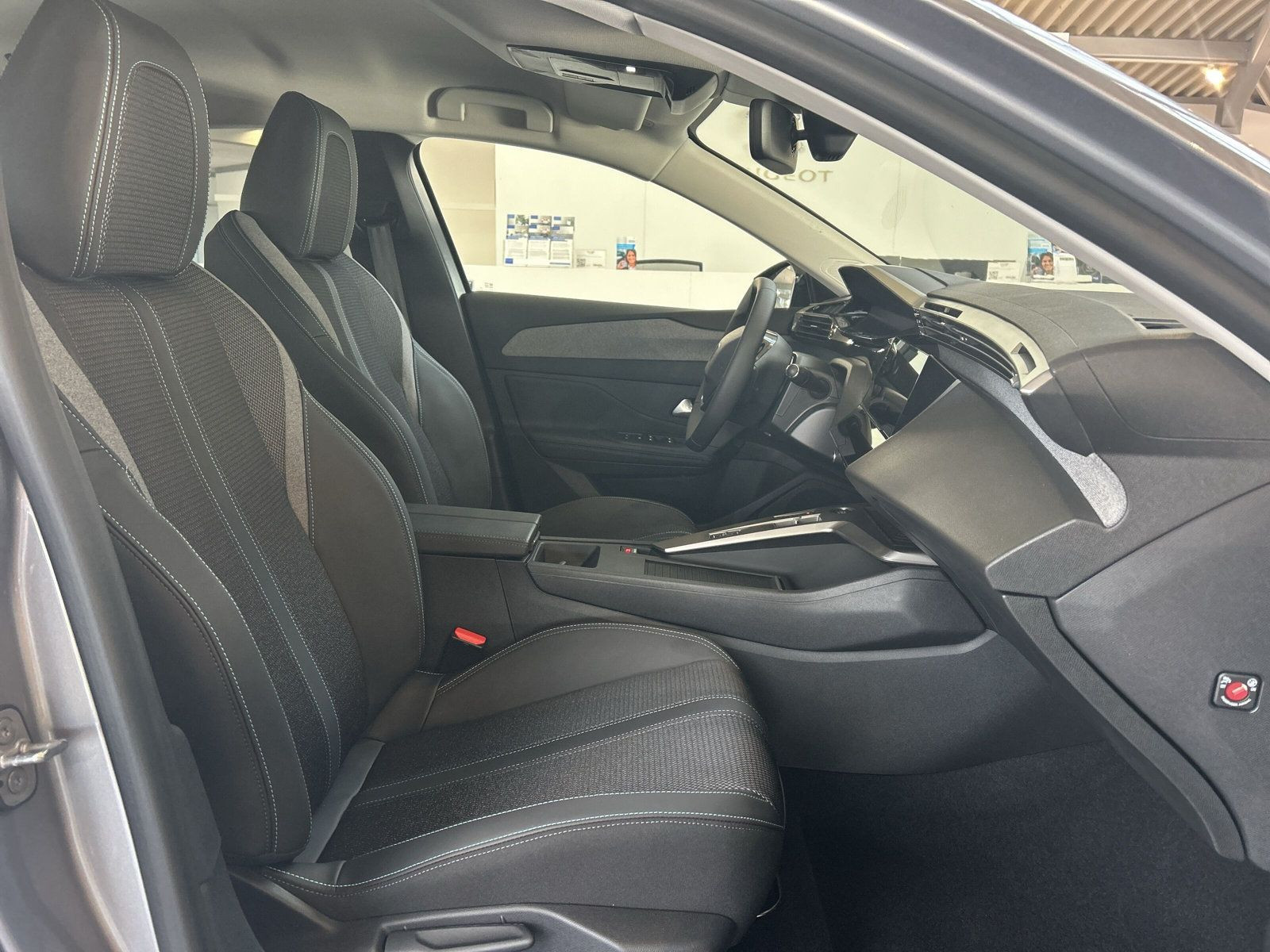 Peugeot - 308_6