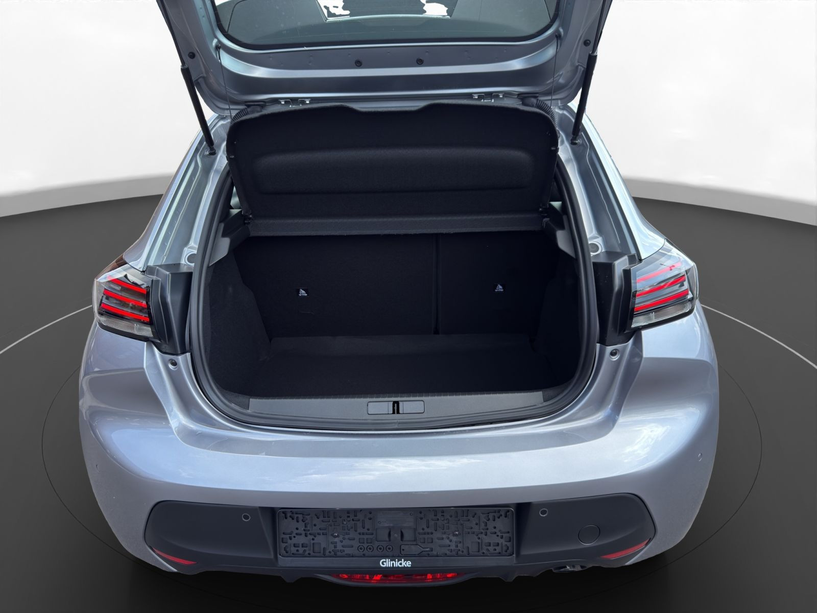 Peugeot - 208_8