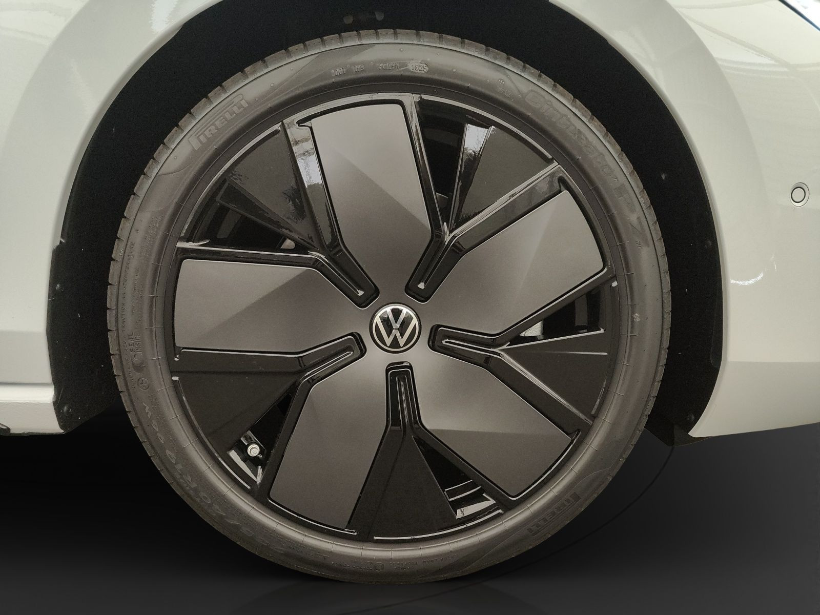 Volkswagen - Passat_13