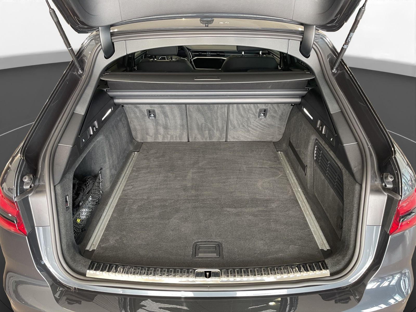 Audi - A6 Avant_24