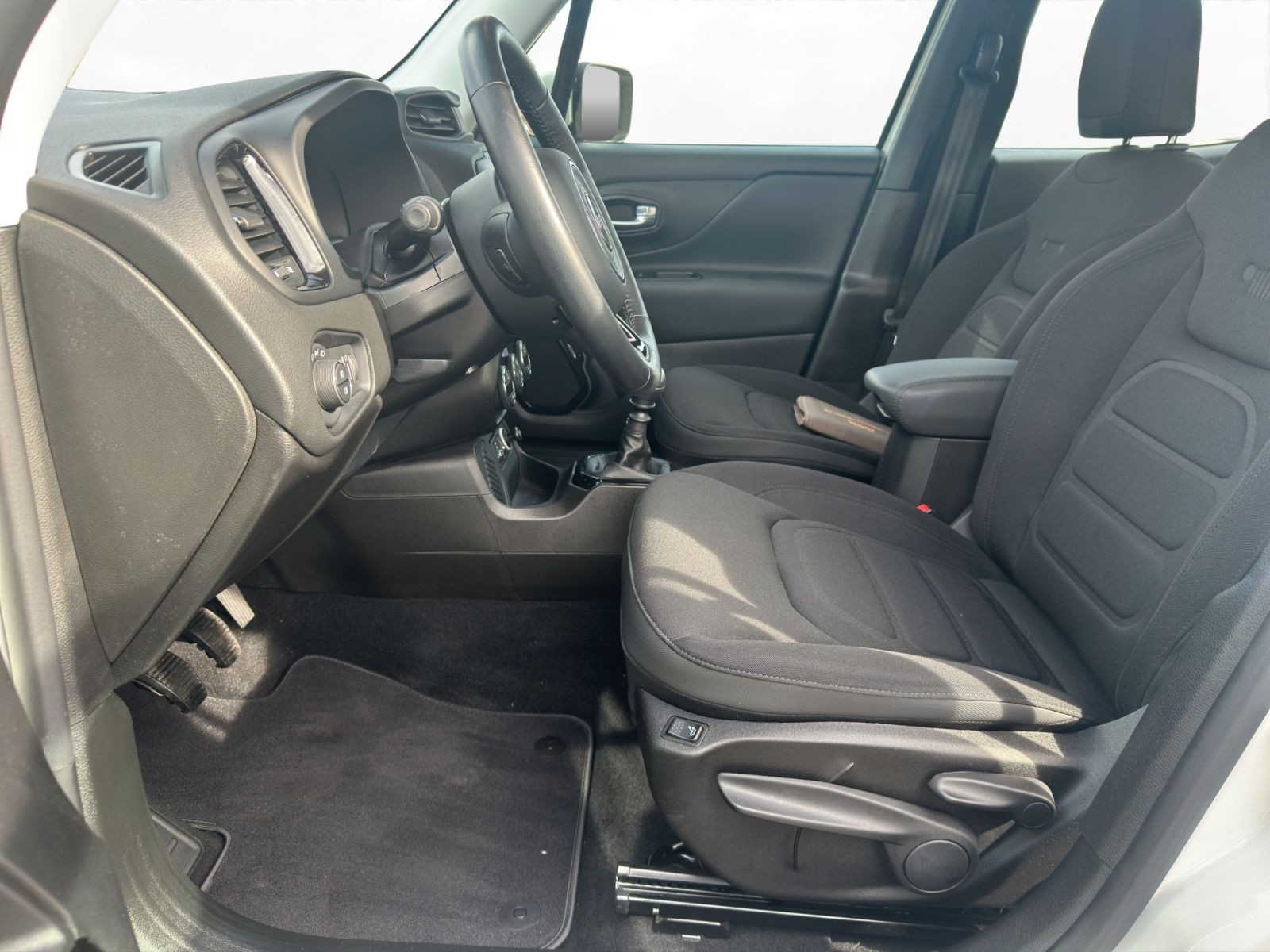 Jeep - Renegade_9
