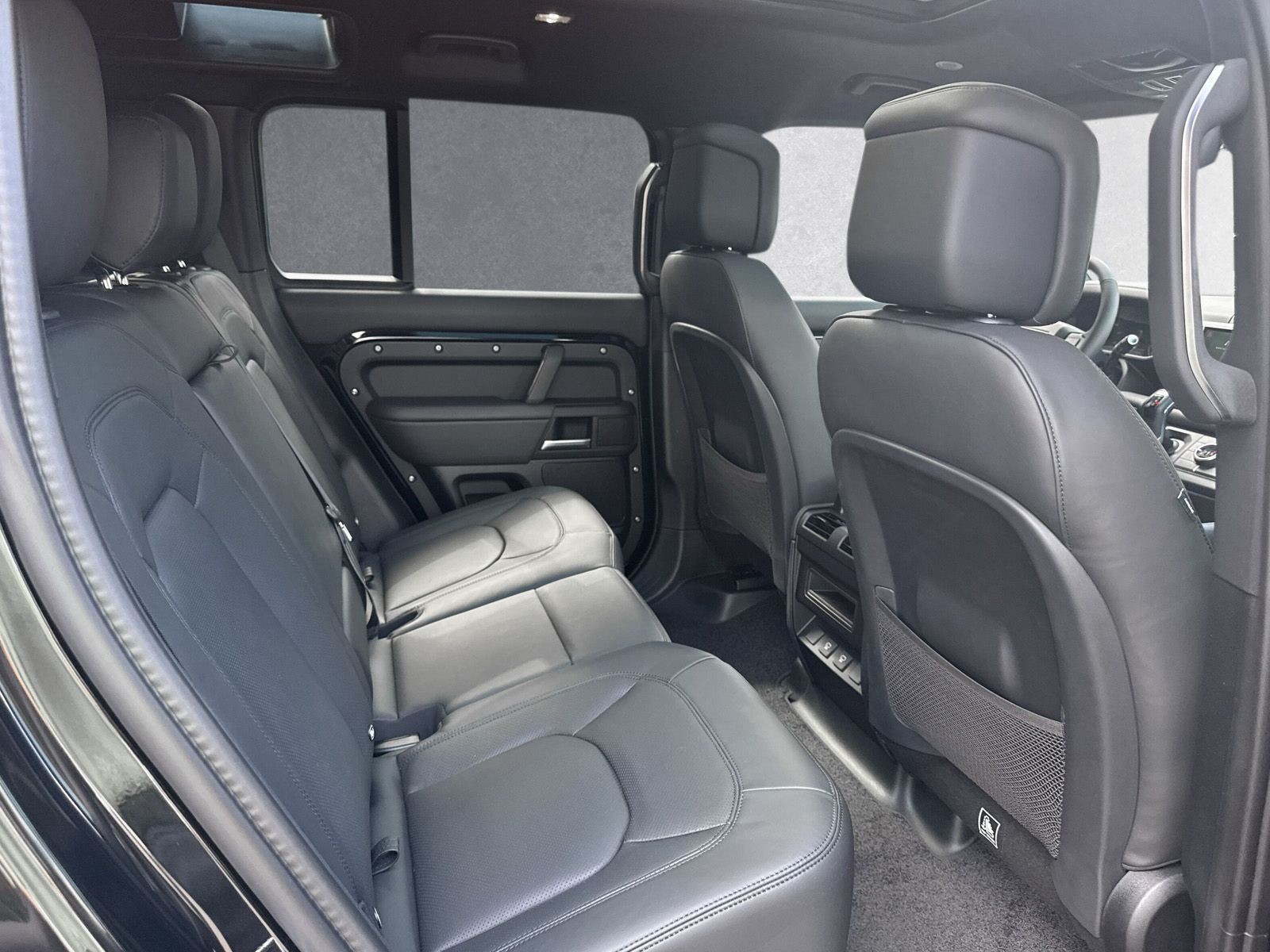 Land Rover - Defender_5