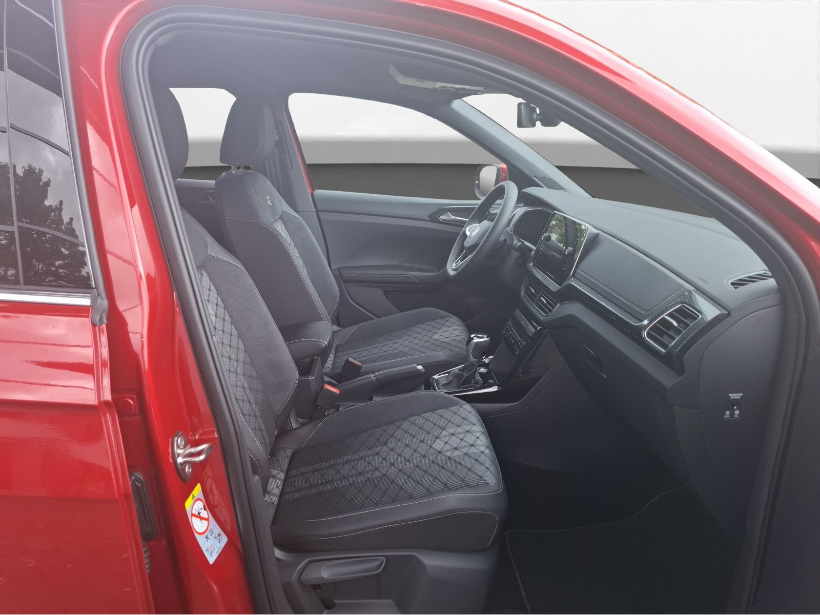 Volkswagen - T-Cross_12