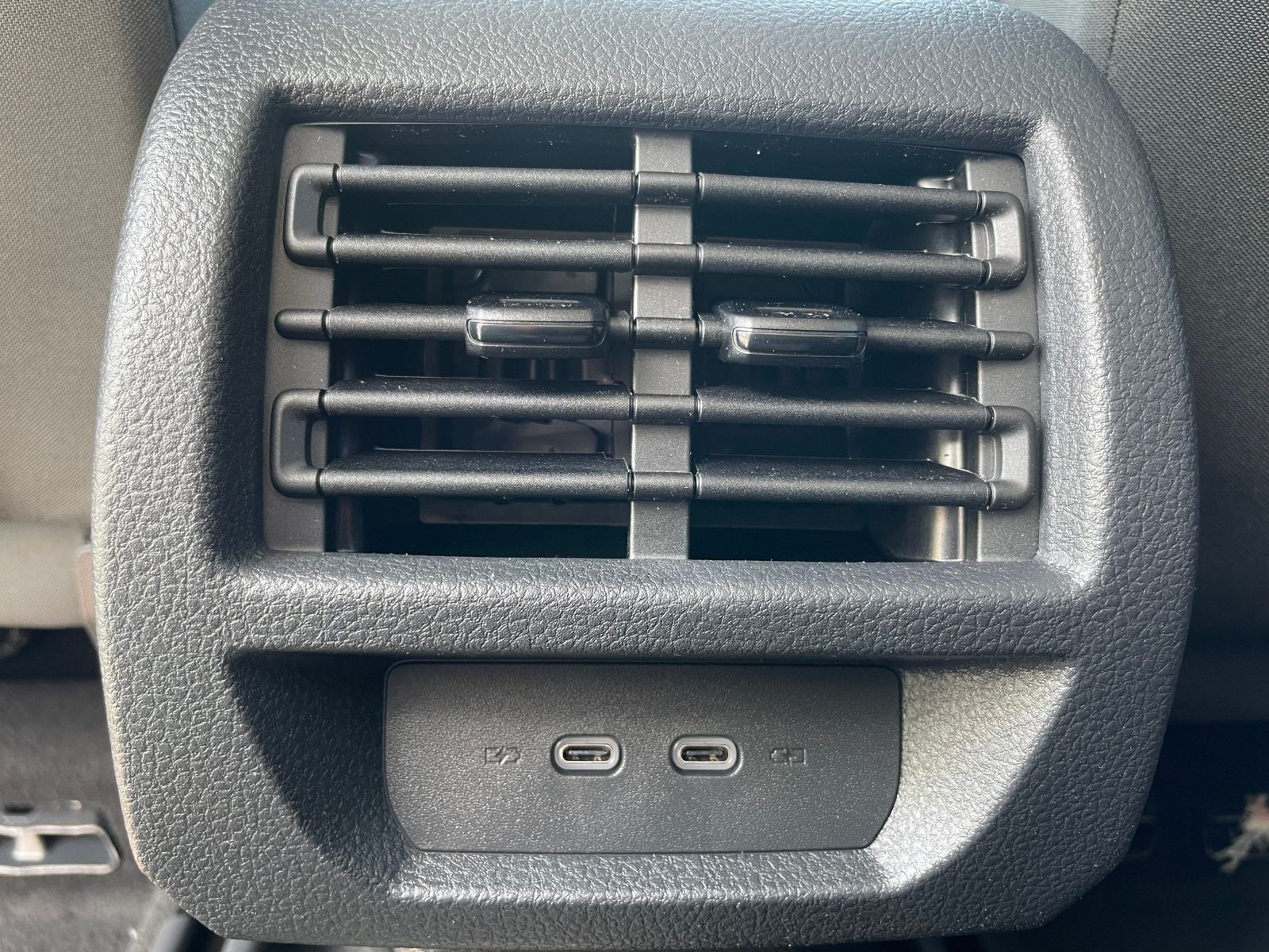 Volkswagen - Caddy_8