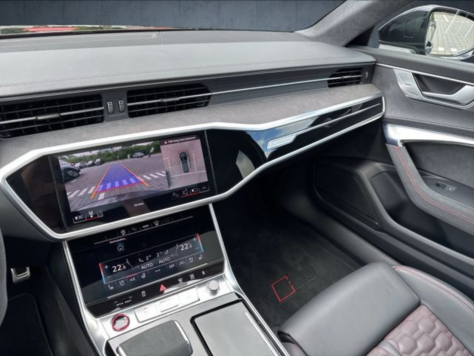 Audi - RS 6 Avant_32