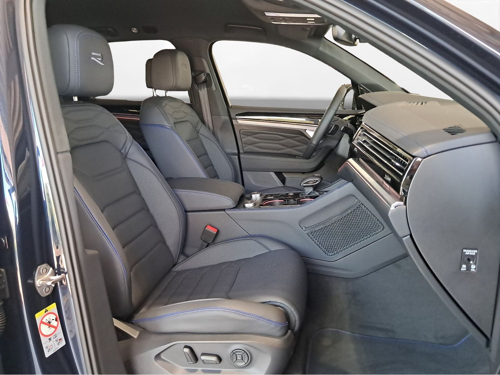 Volkswagen - Touareg_6