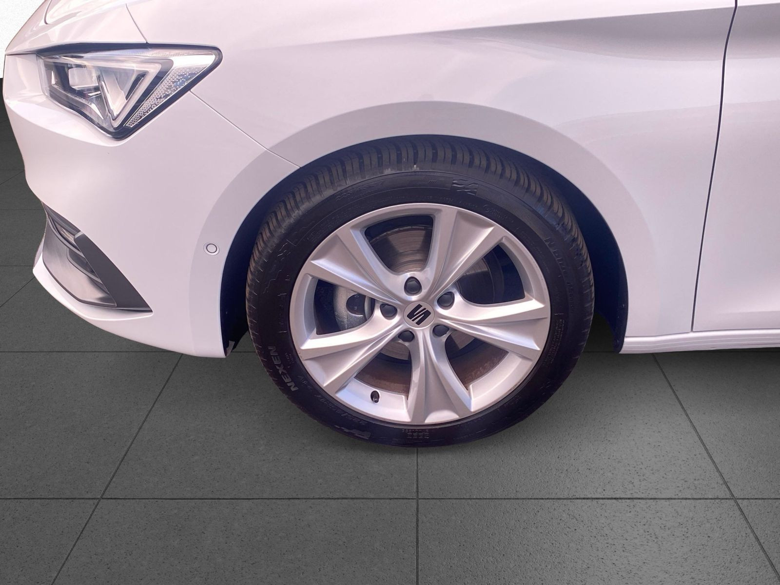 Seat - Leon_7