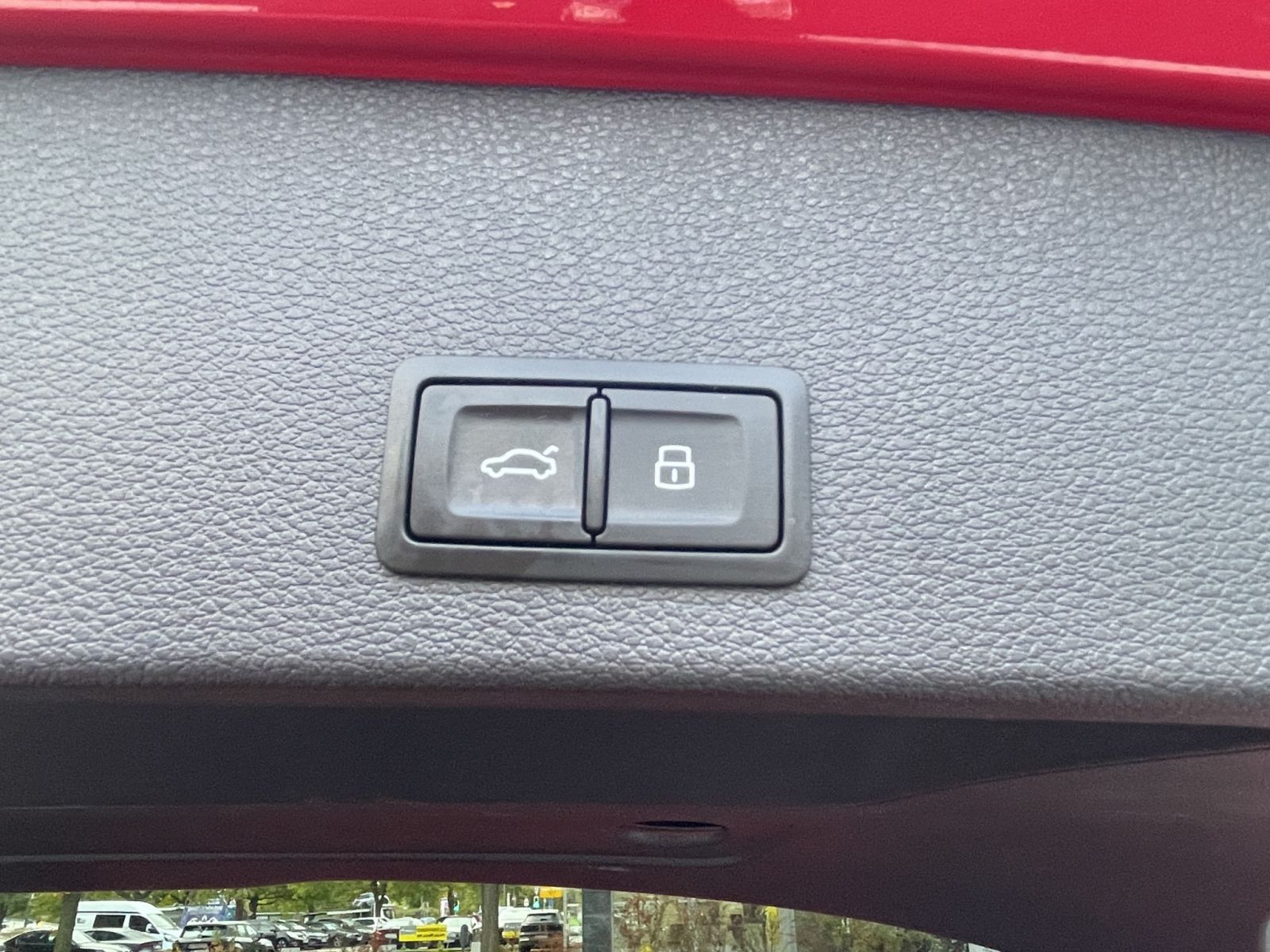 Audi - Q2_23