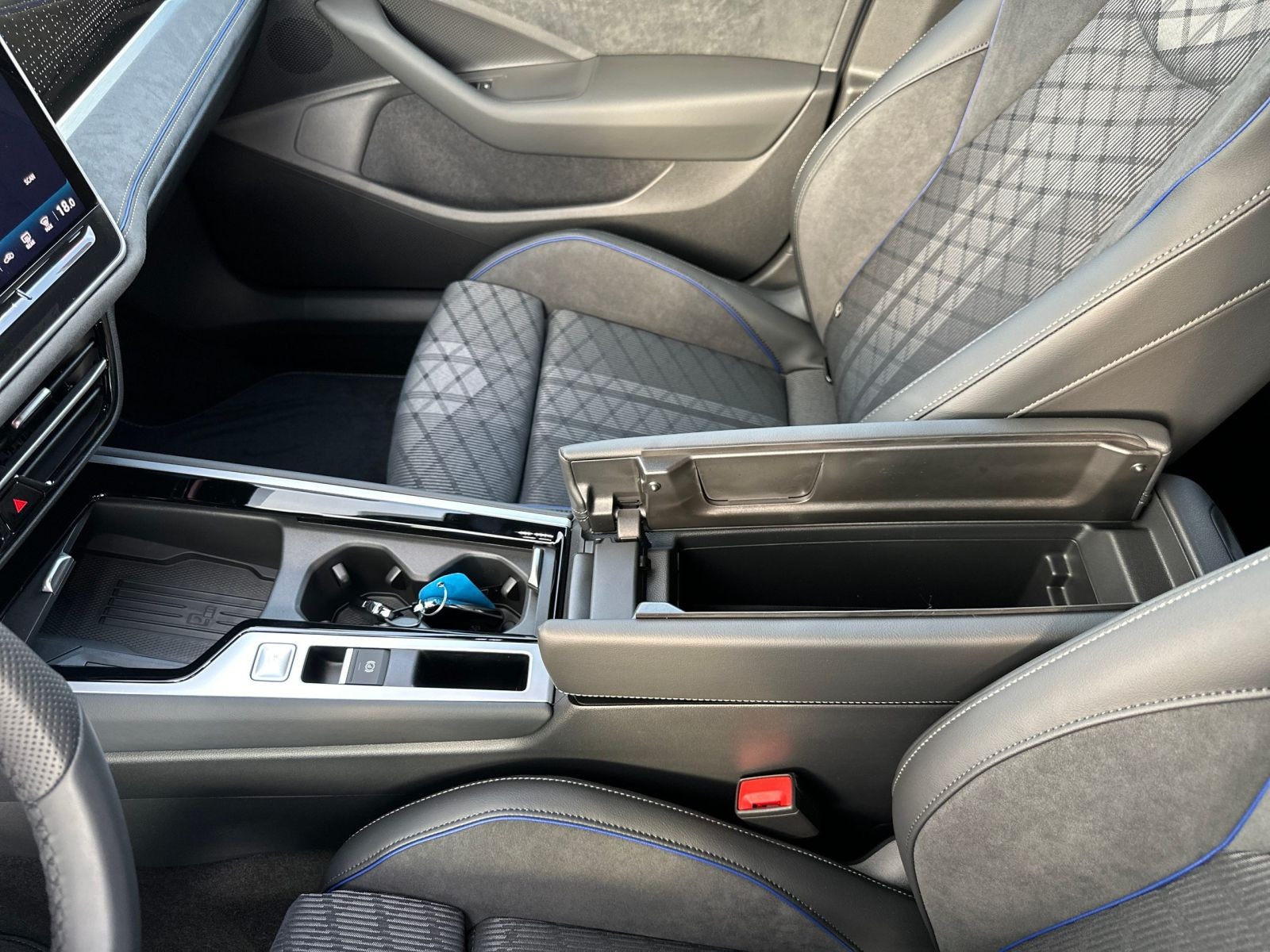 Volkswagen - Passat Variant_16