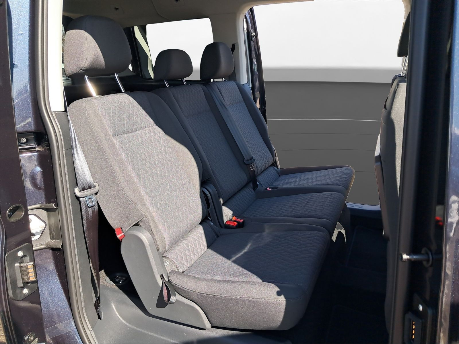 Volkswagen - Caddy Maxi_13