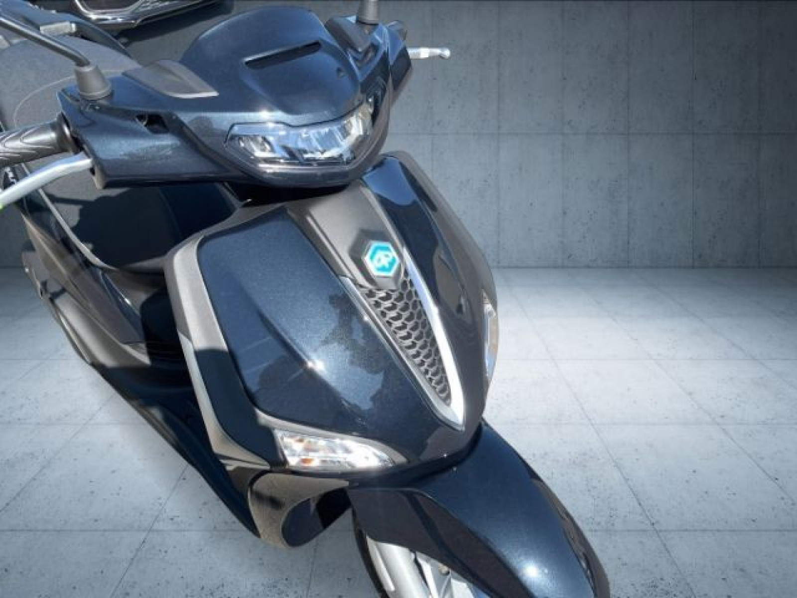 Piaggio - _11
