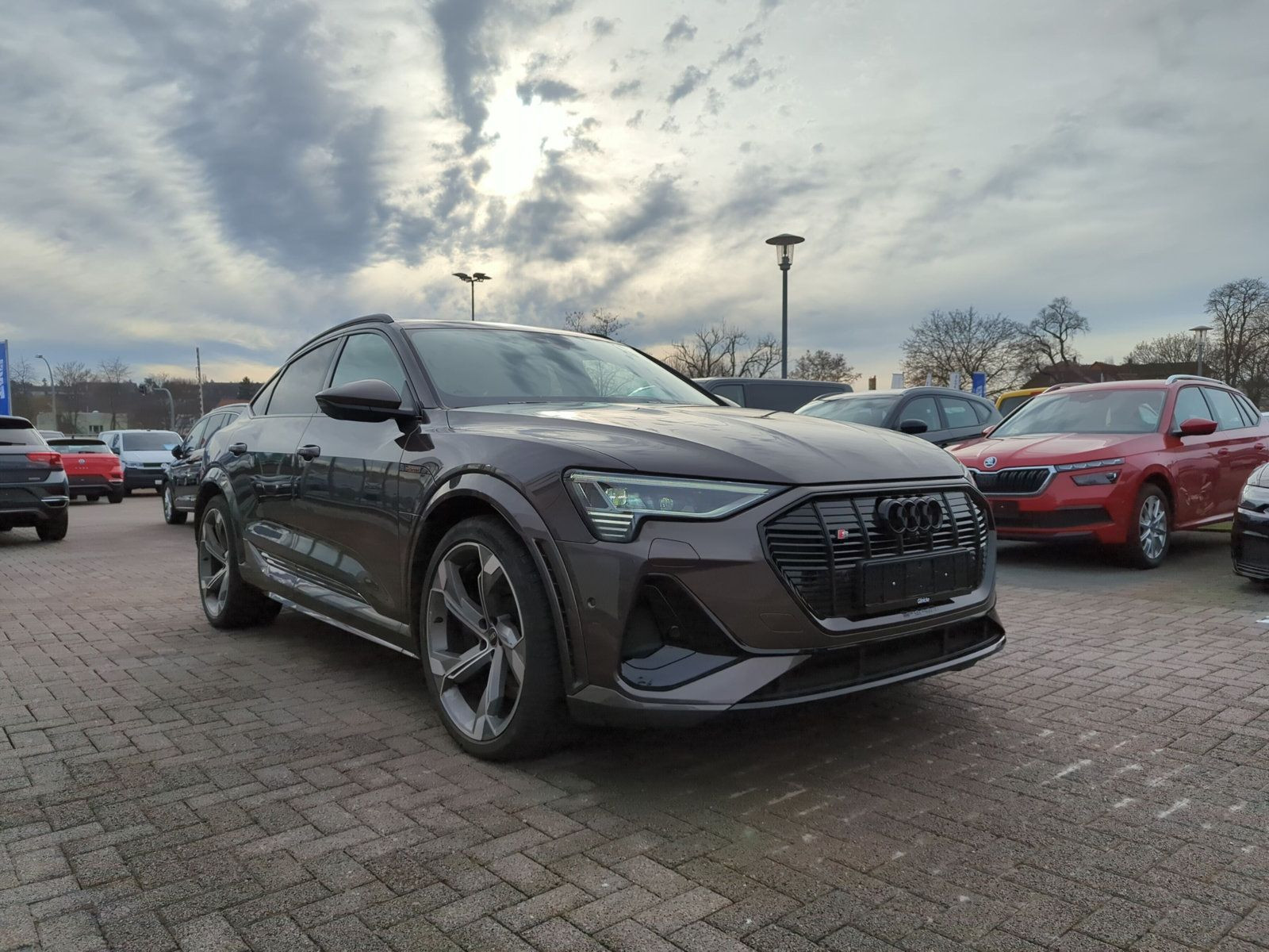 Audi - e-tron S Sportback_13