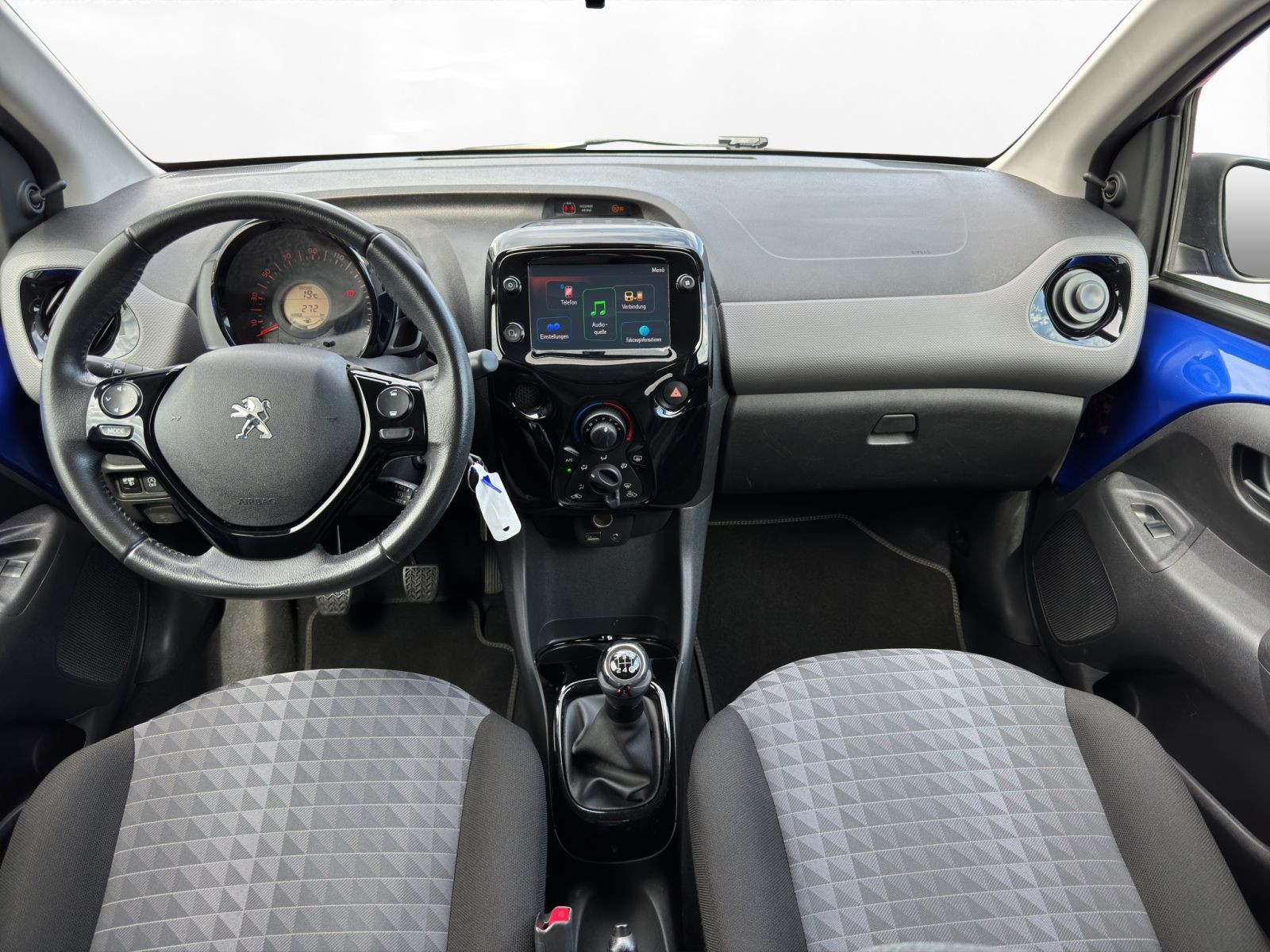 Peugeot - 108_8