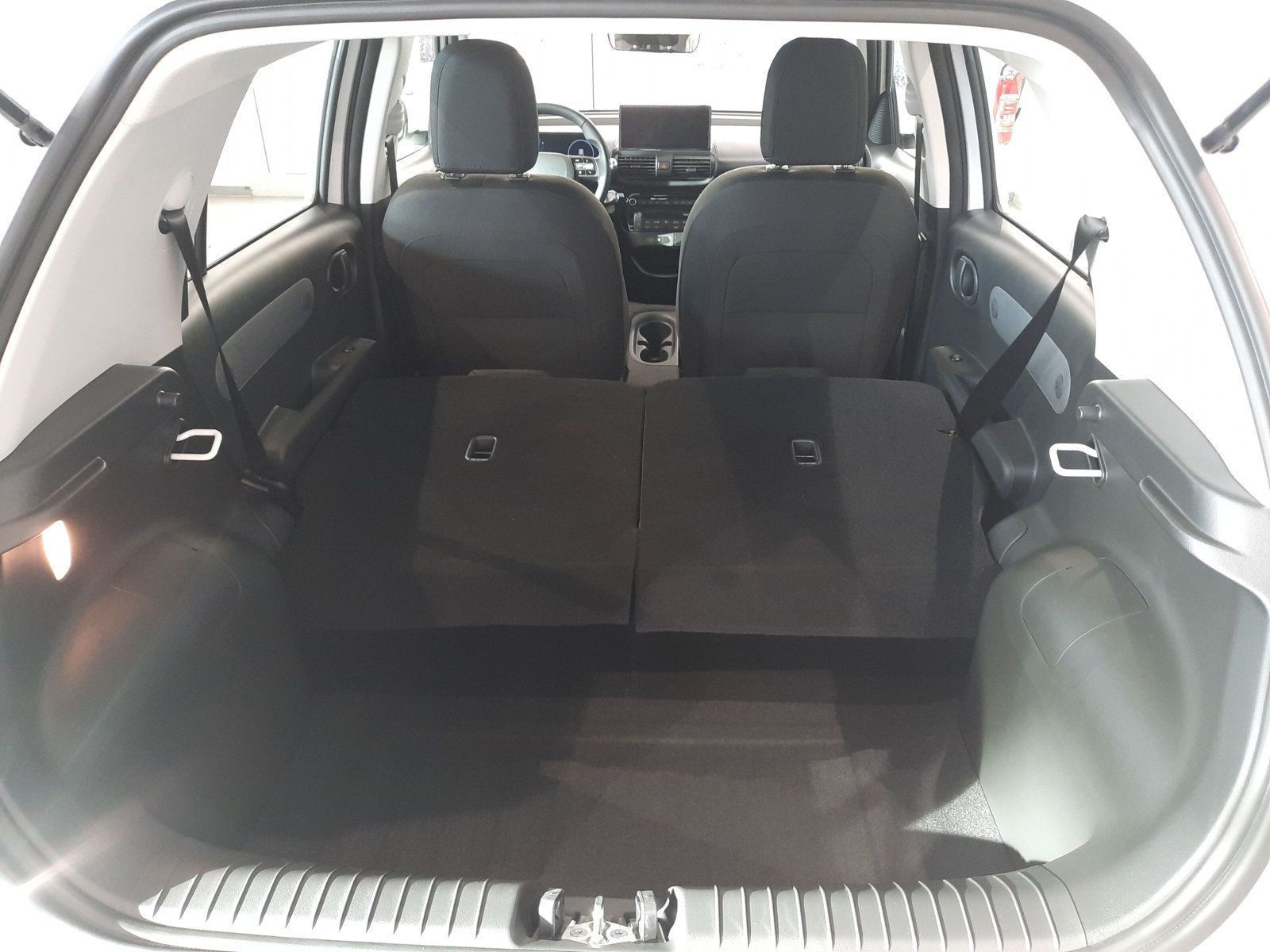 Hyundai - INSTER_8
