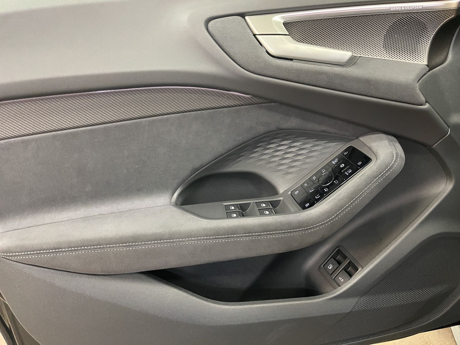 Audi - A5 Limousine_15