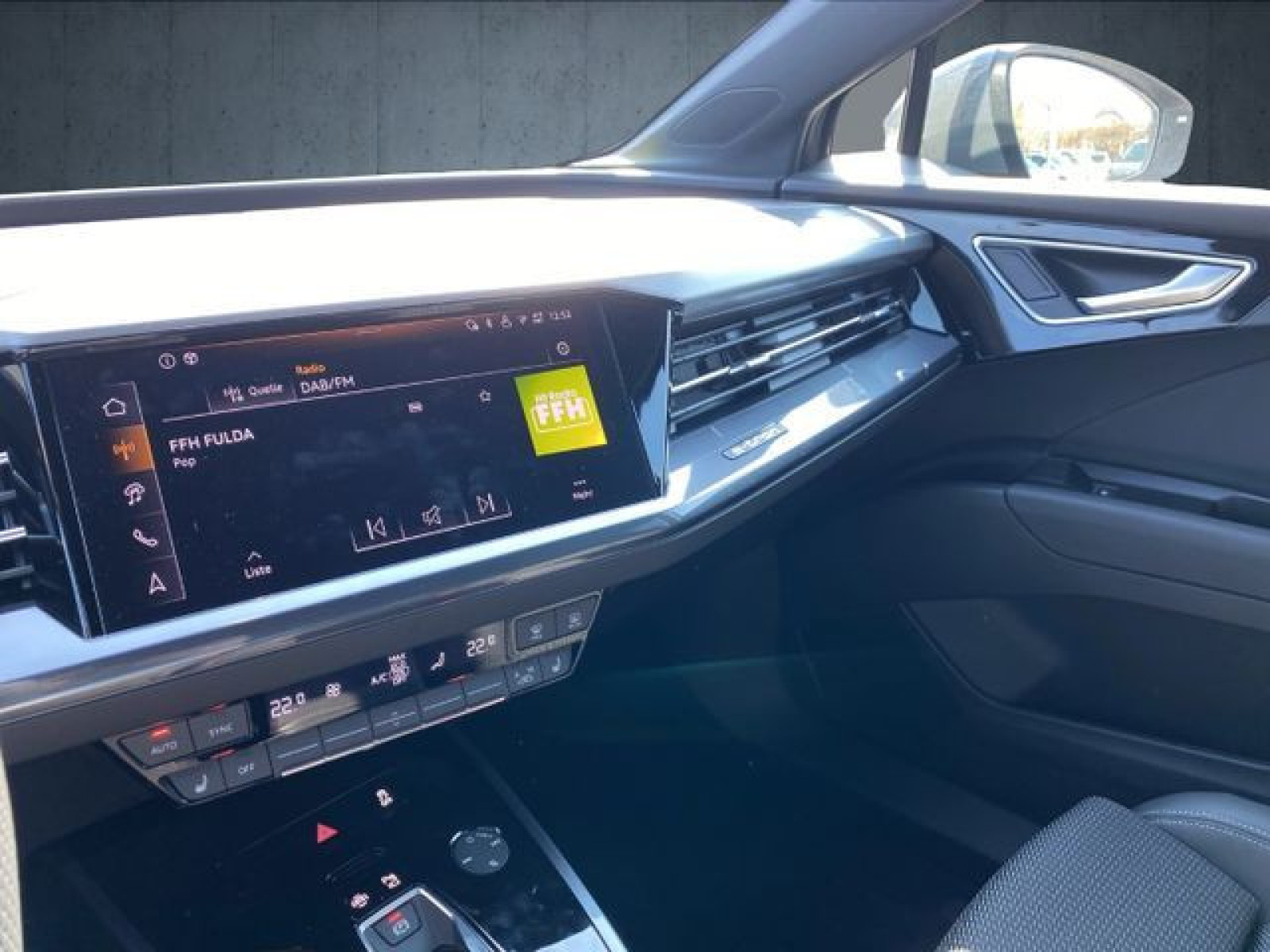 Audi - Q4 e-tron_27