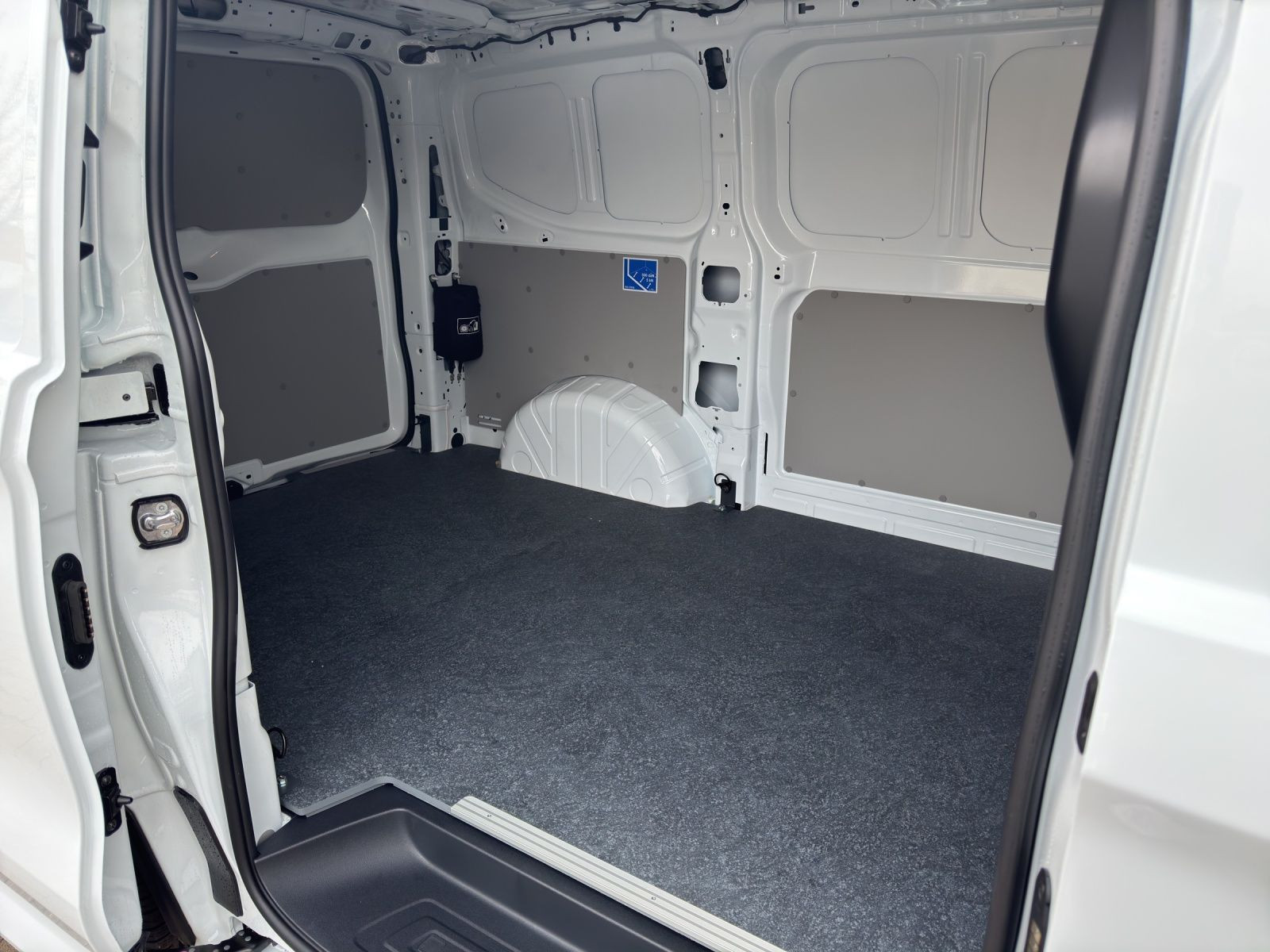 Volkswagen - Transporter_13