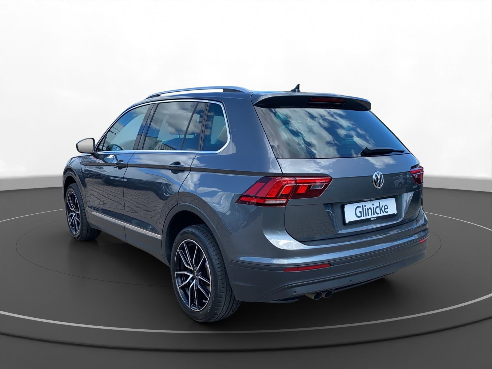 Volkswagen - Tiguan_6