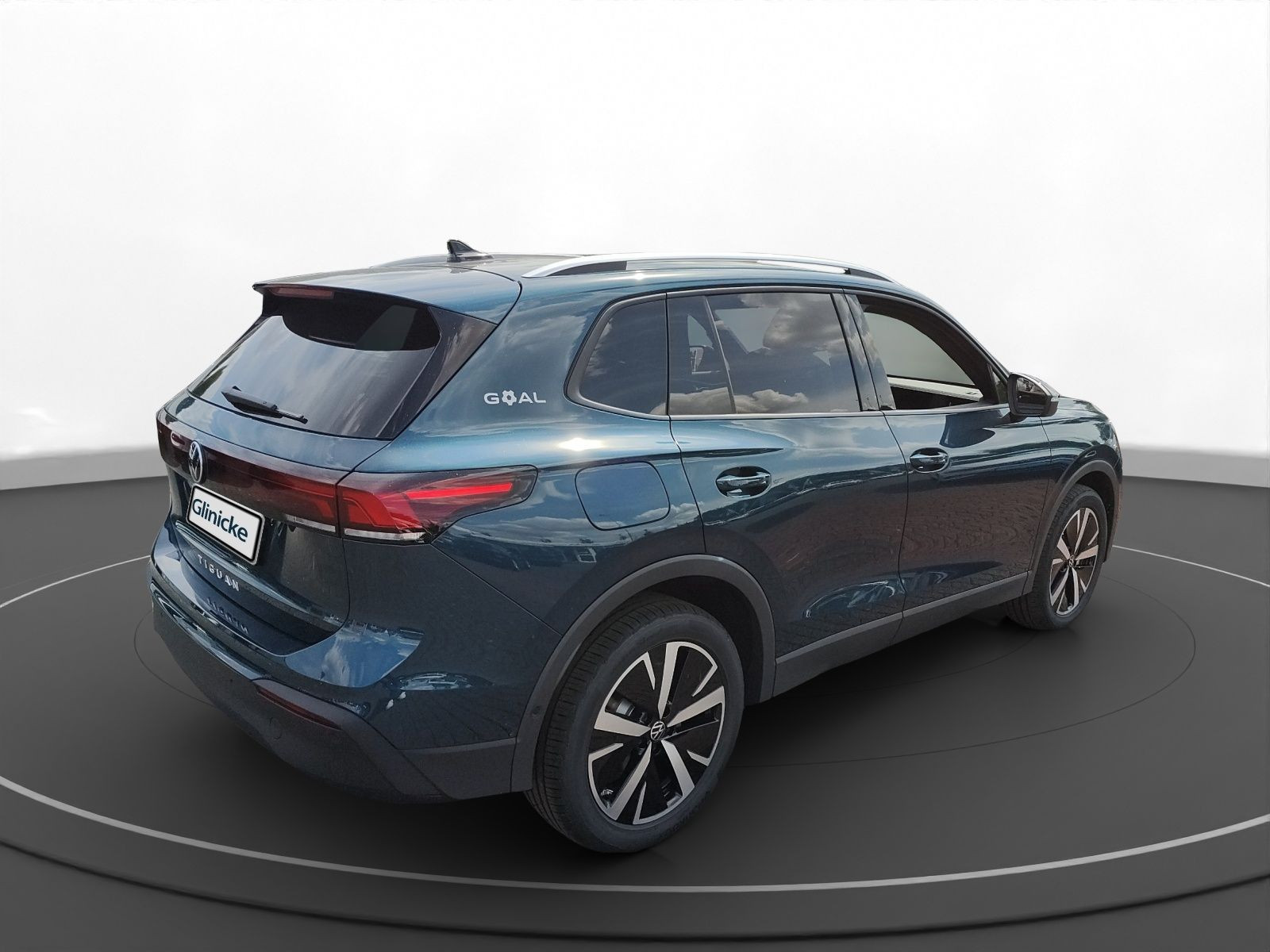 Volkswagen - Tiguan_12