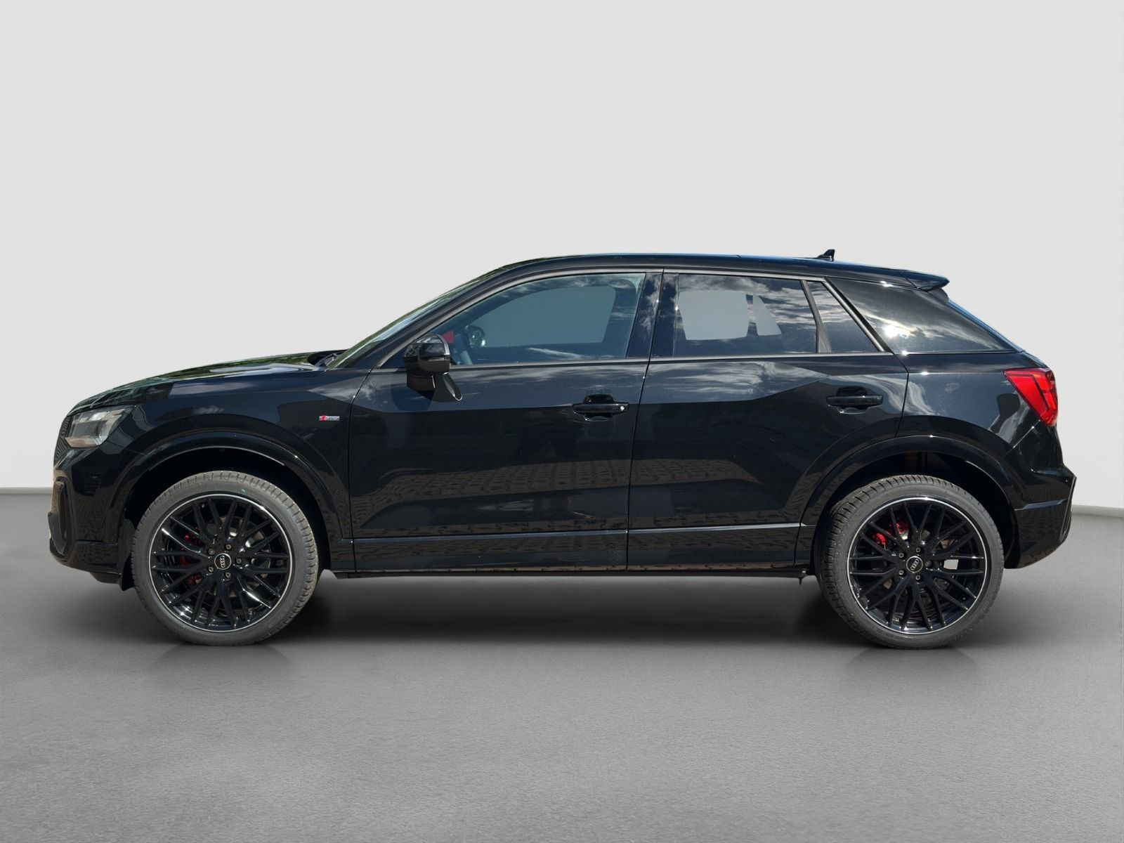 Audi - Q2_5