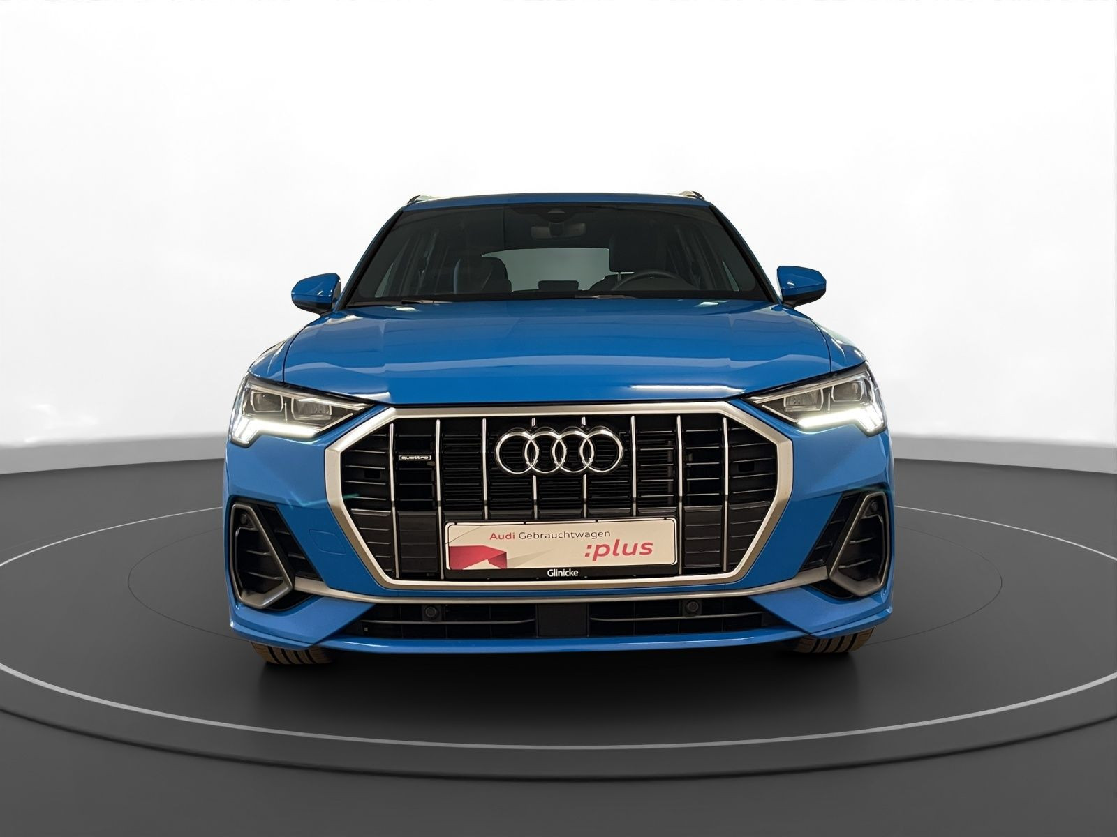 Audi - Q3_4
