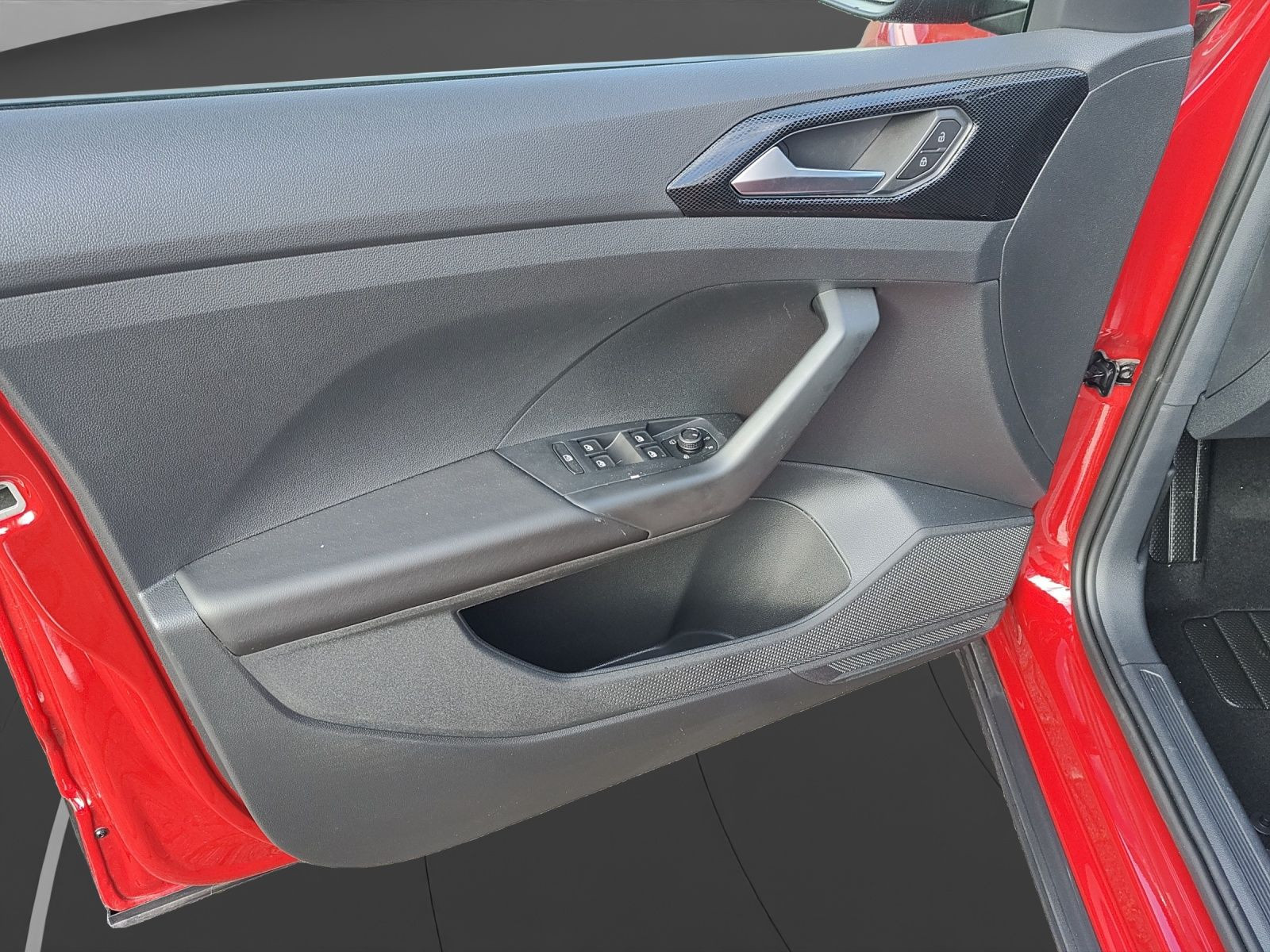 Volkswagen - T-Cross_5