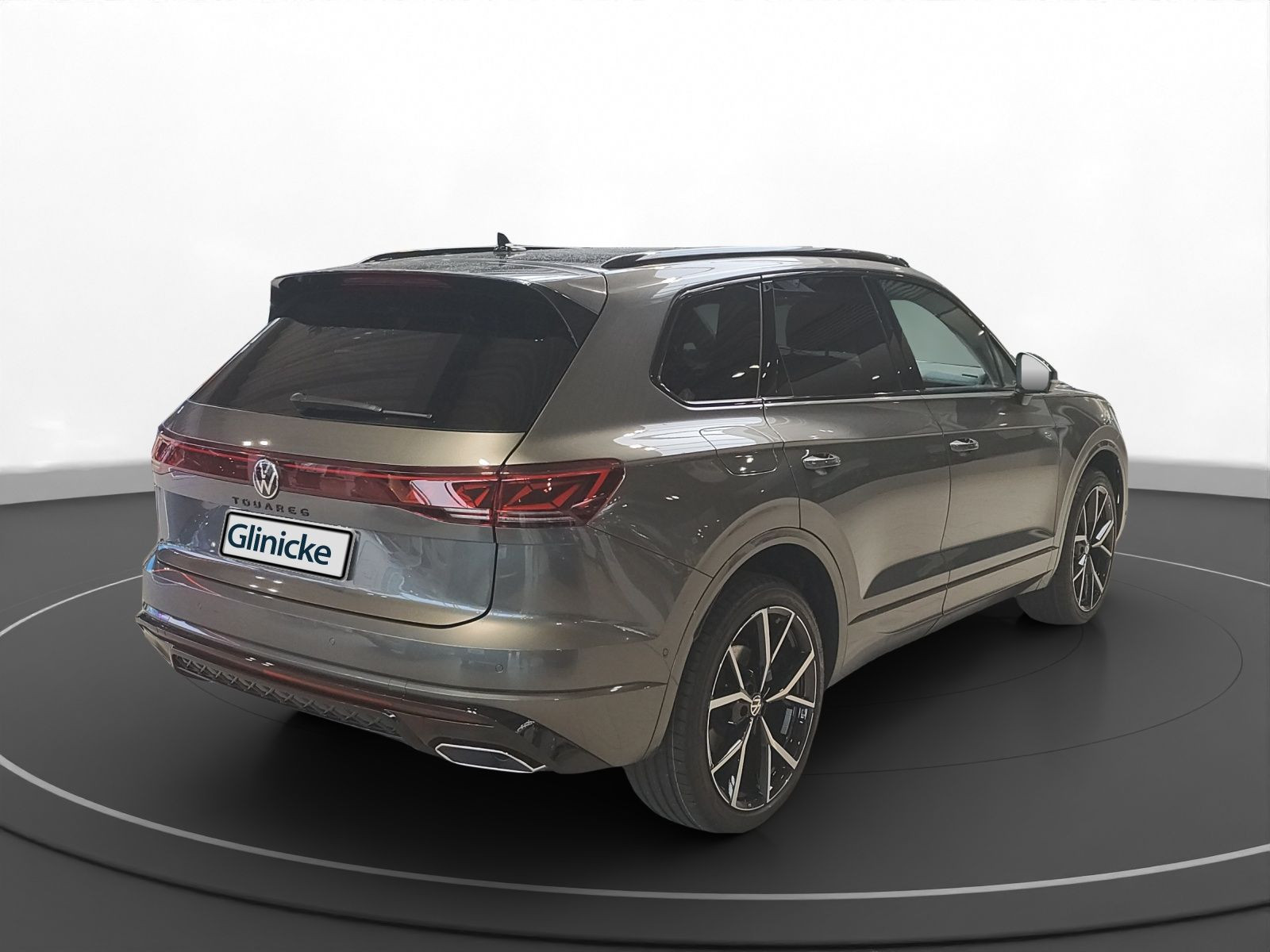Volkswagen - Touareg_13