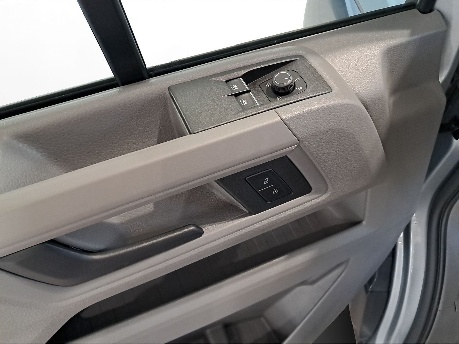 Volkswagen - California_14