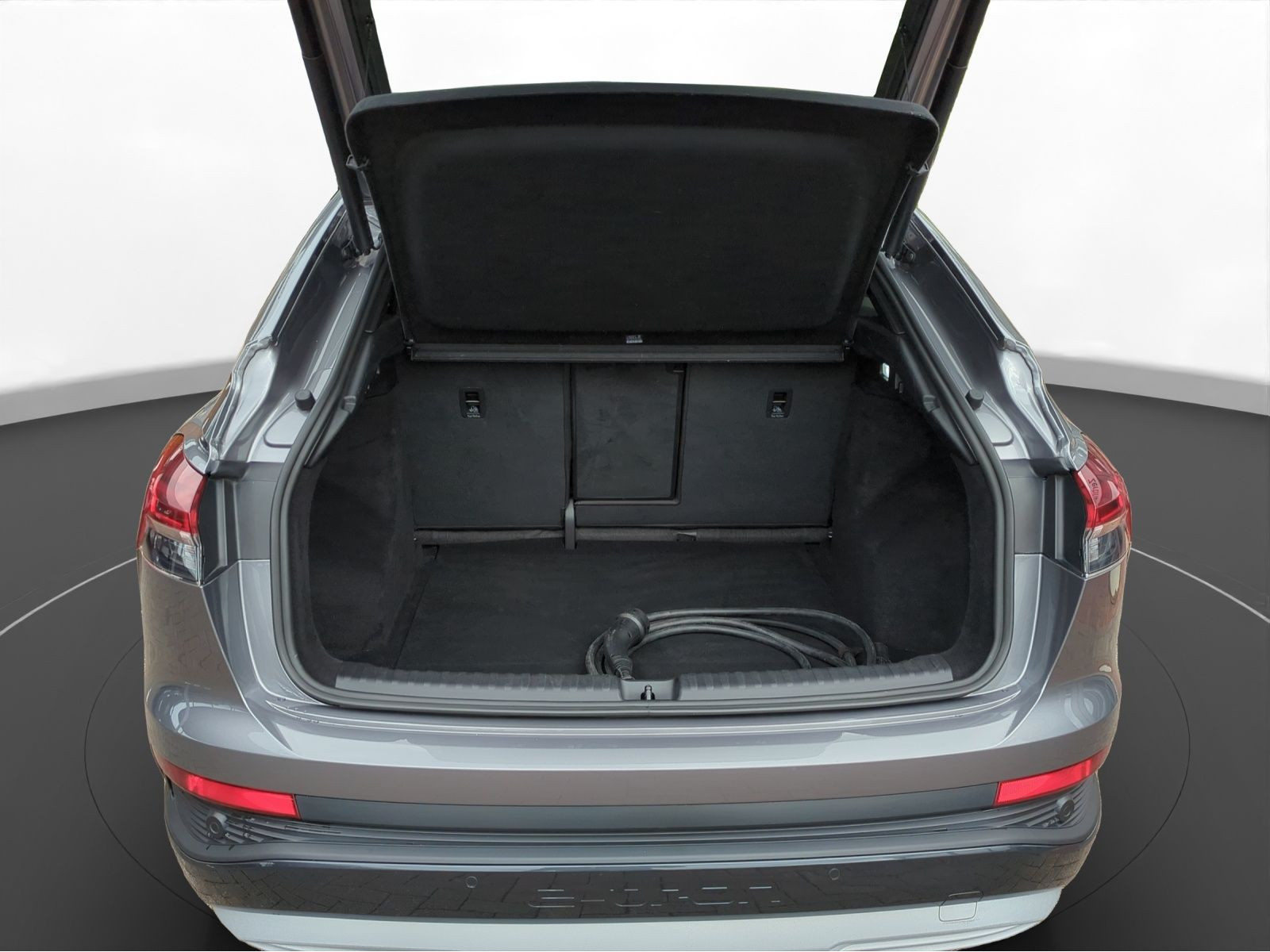 Audi - Q4 Sportback e-tron_10