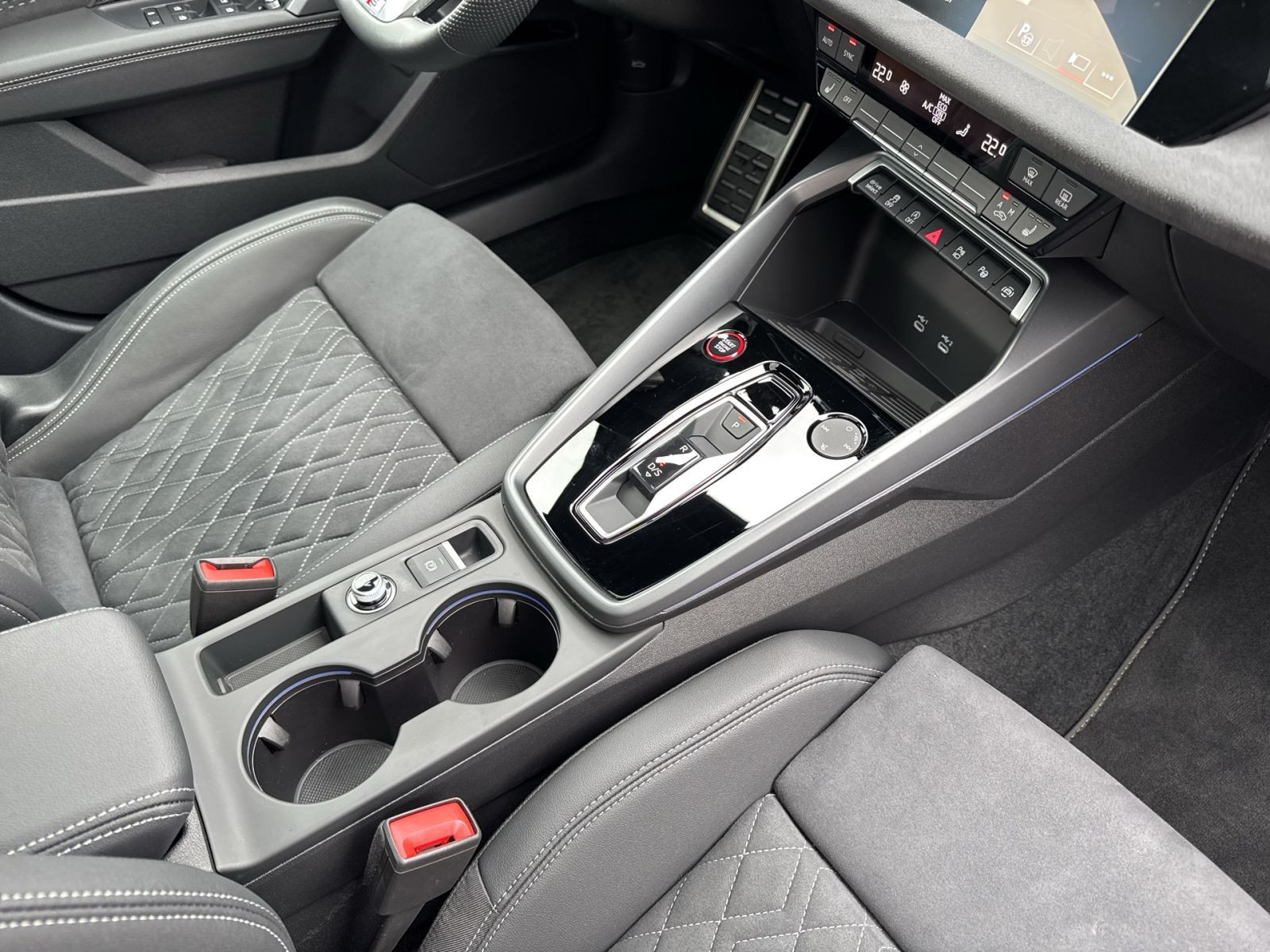 Audi - S3 Limousine_29