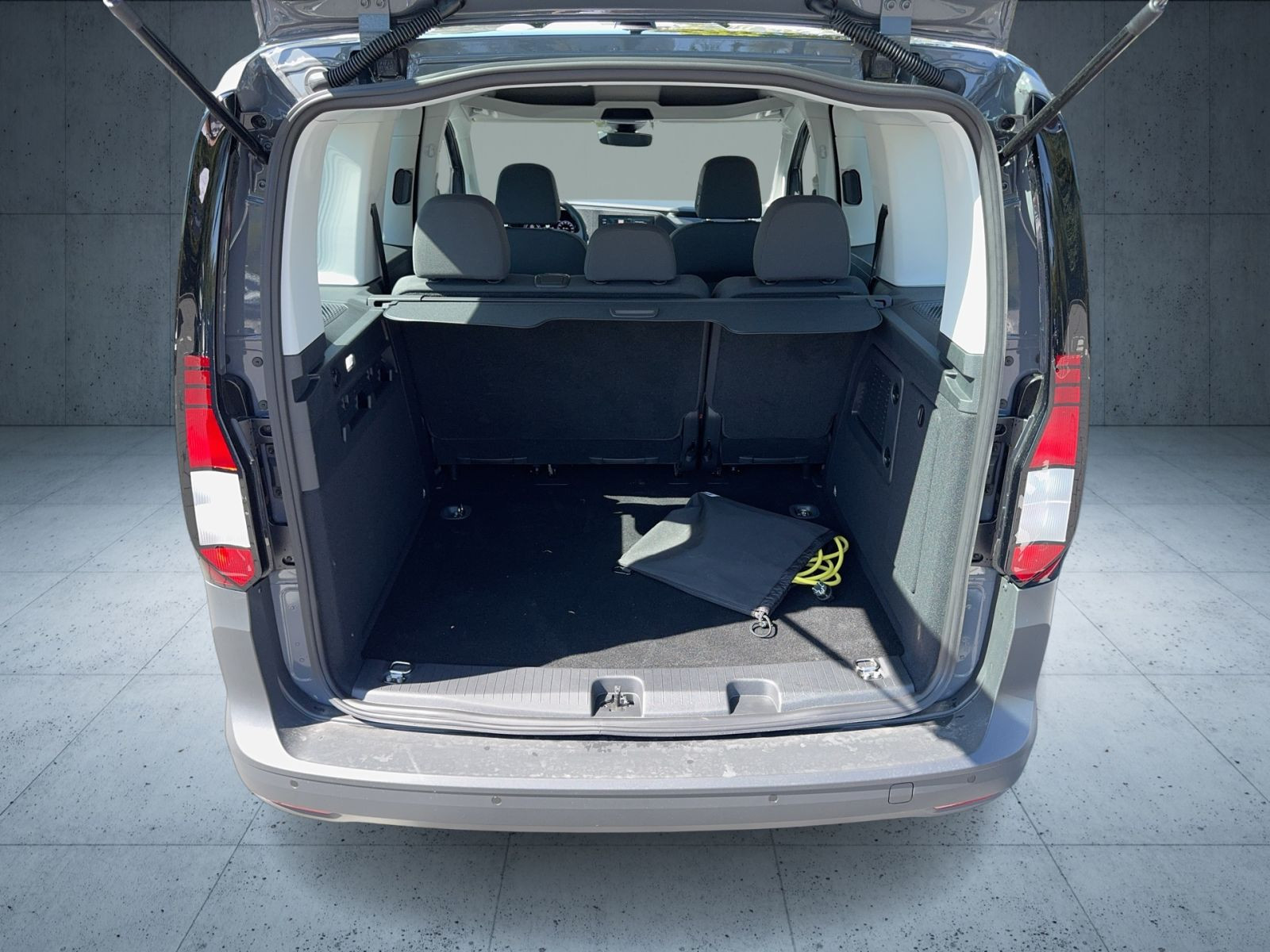 Volkswagen - Caddy_13