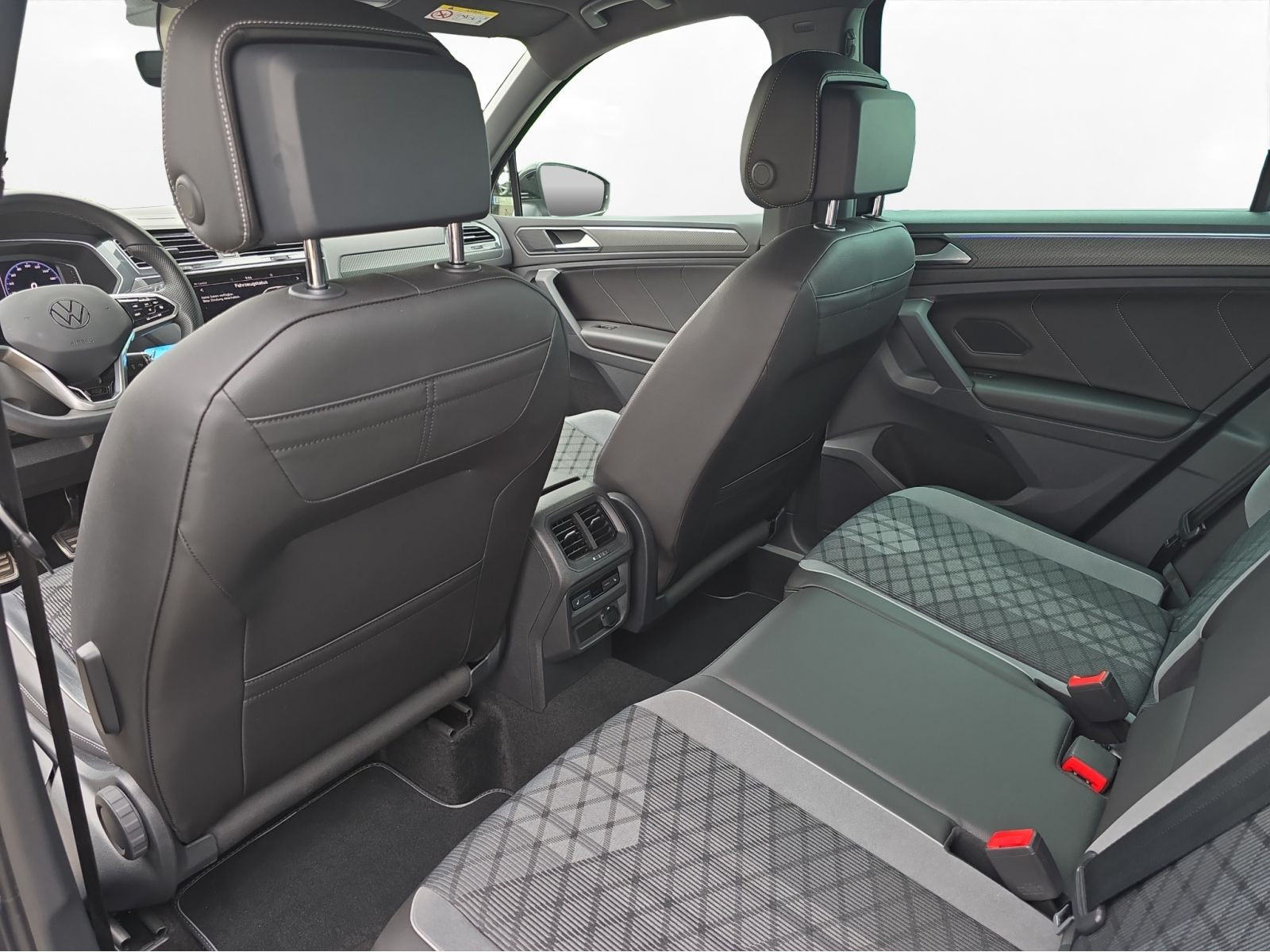 Volkswagen - Tiguan_9