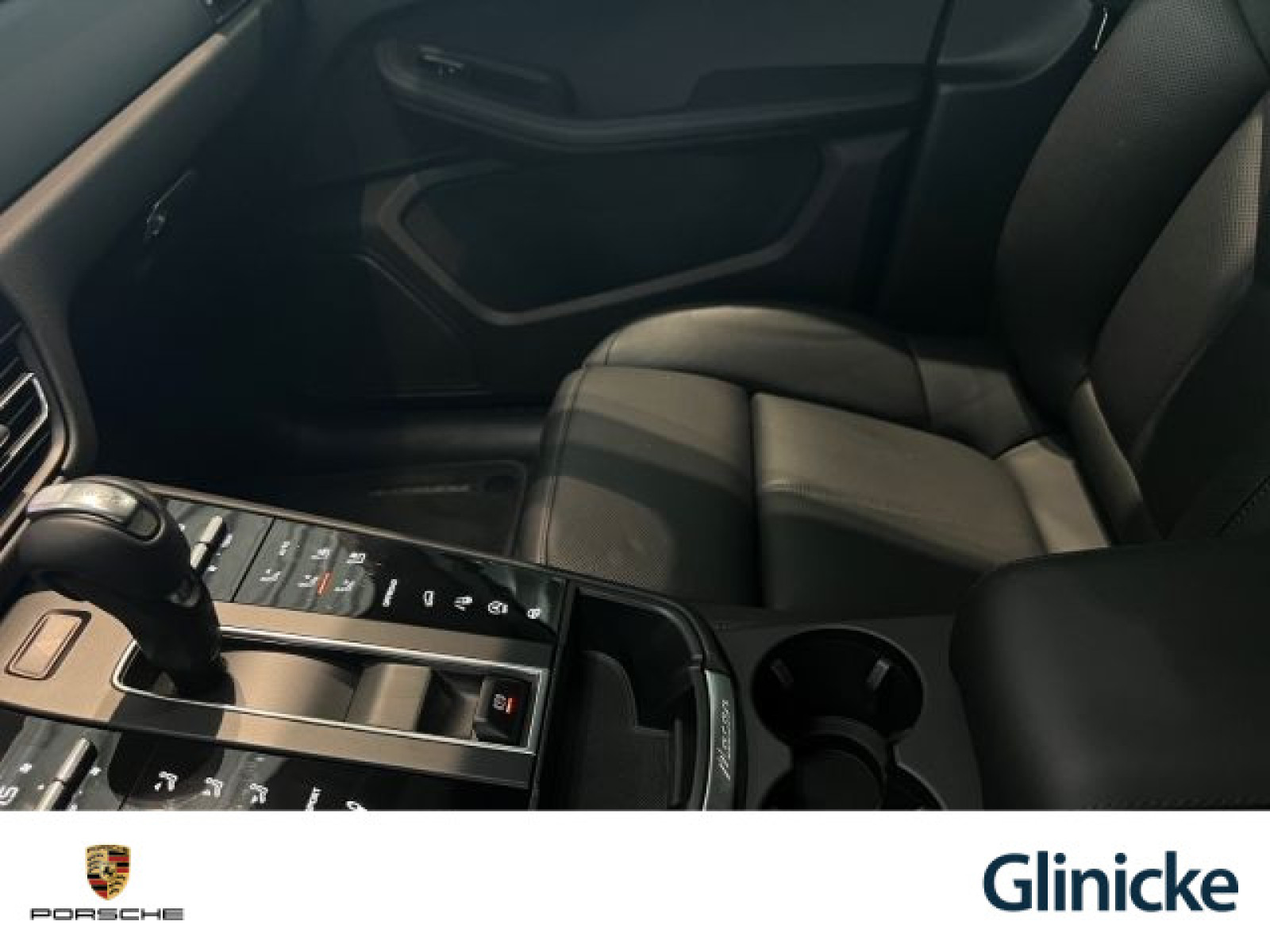 Porsche - Macan_28