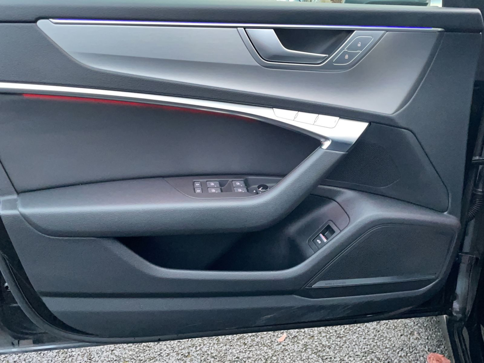 Audi - S6_16