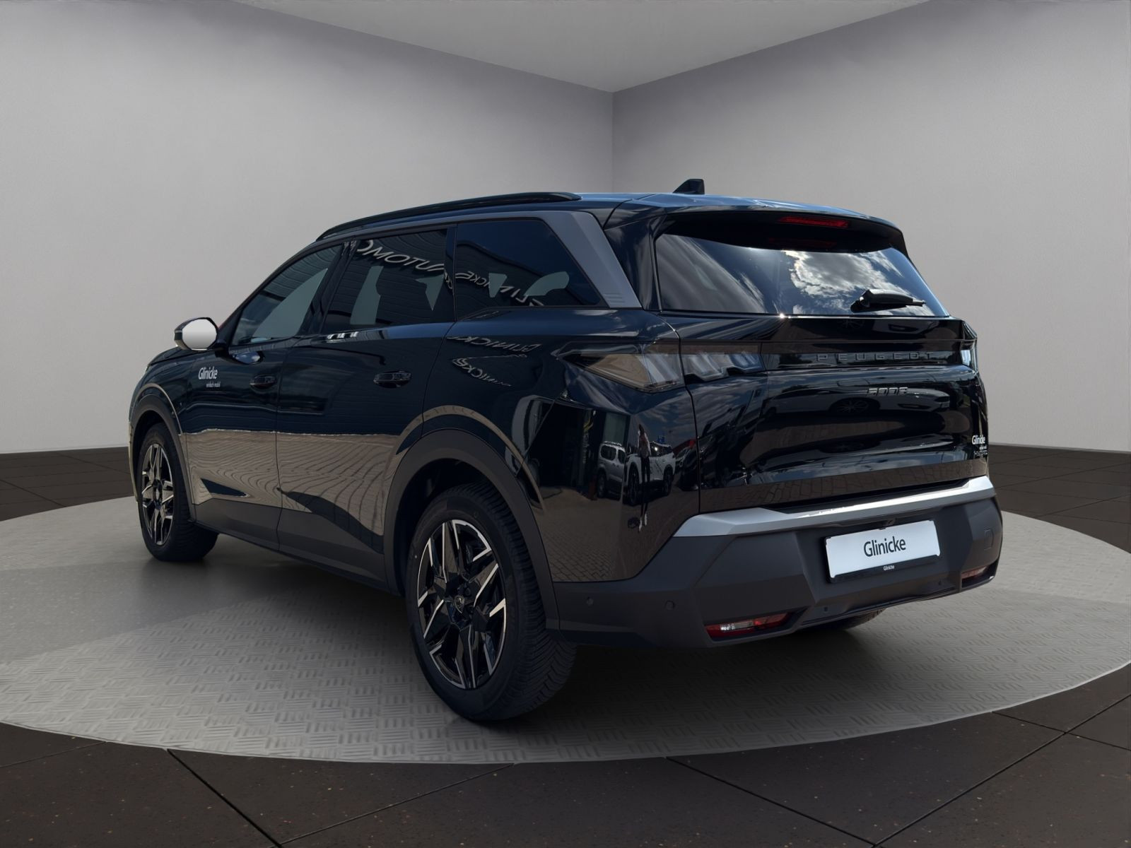 Peugeot - 5008_3