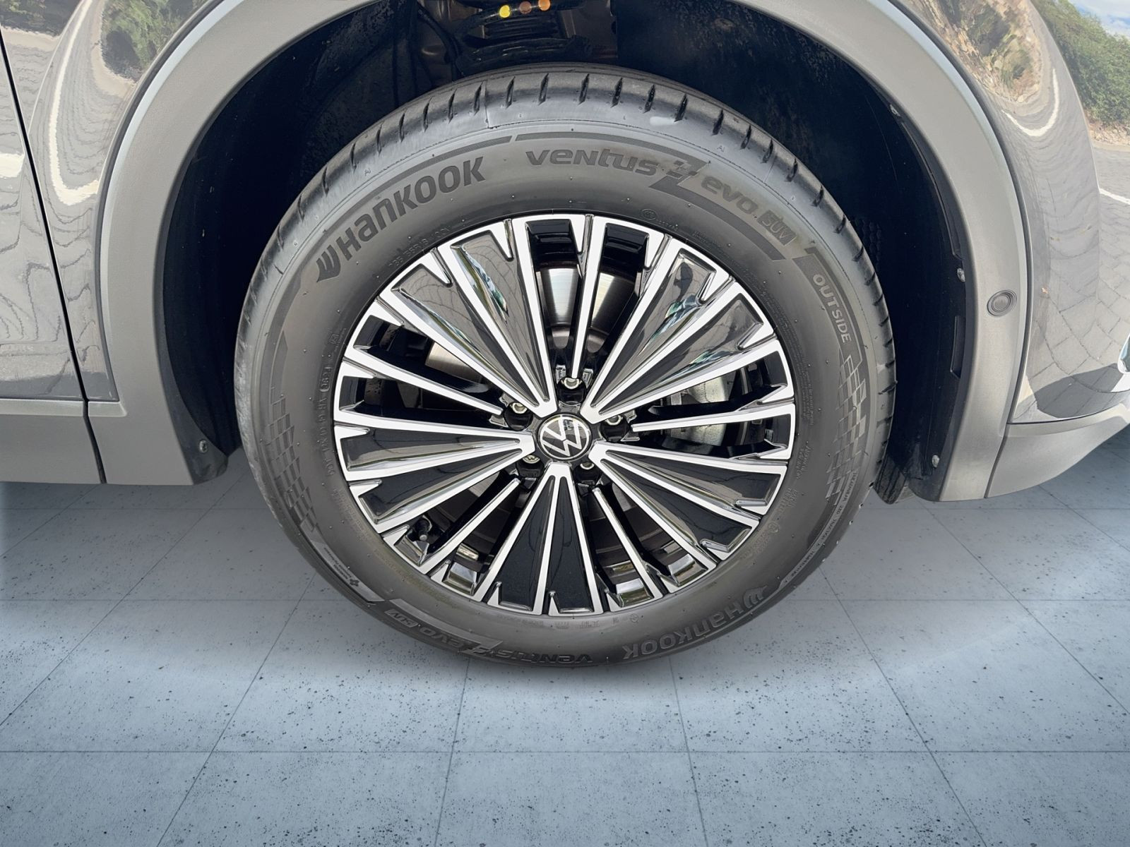 Volkswagen - Tiguan_9