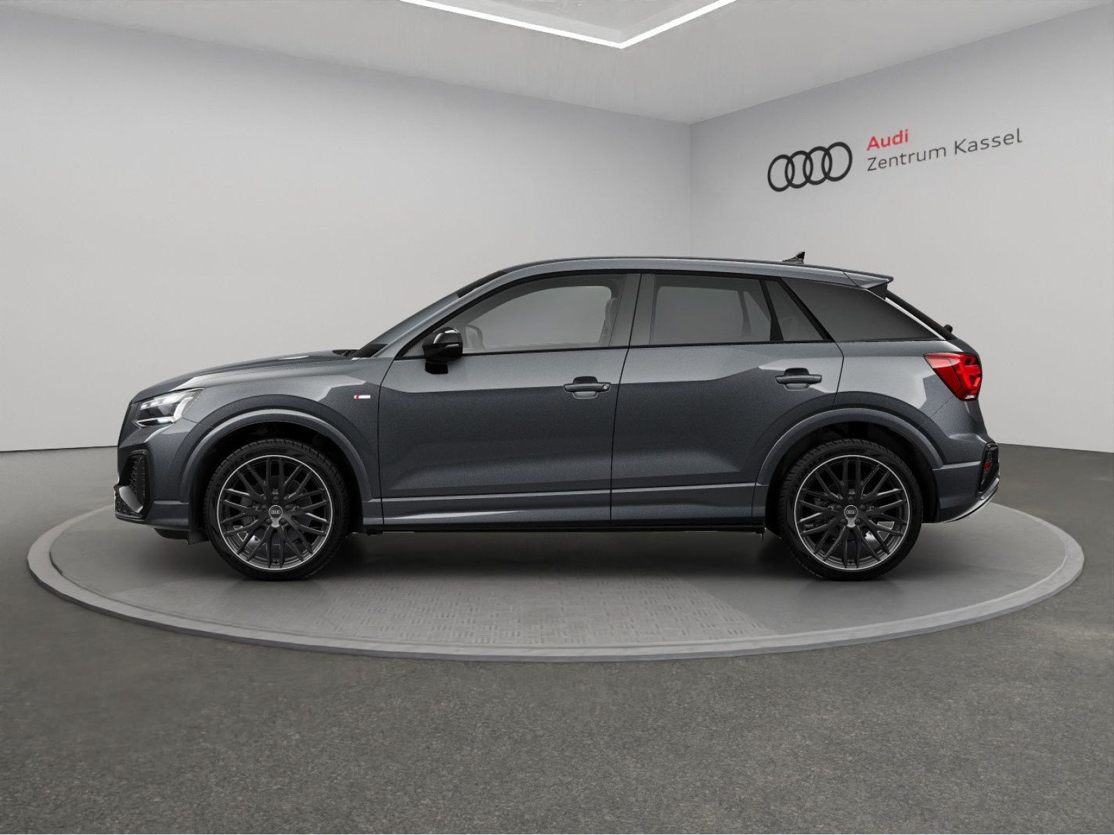 Audi - Q2_4