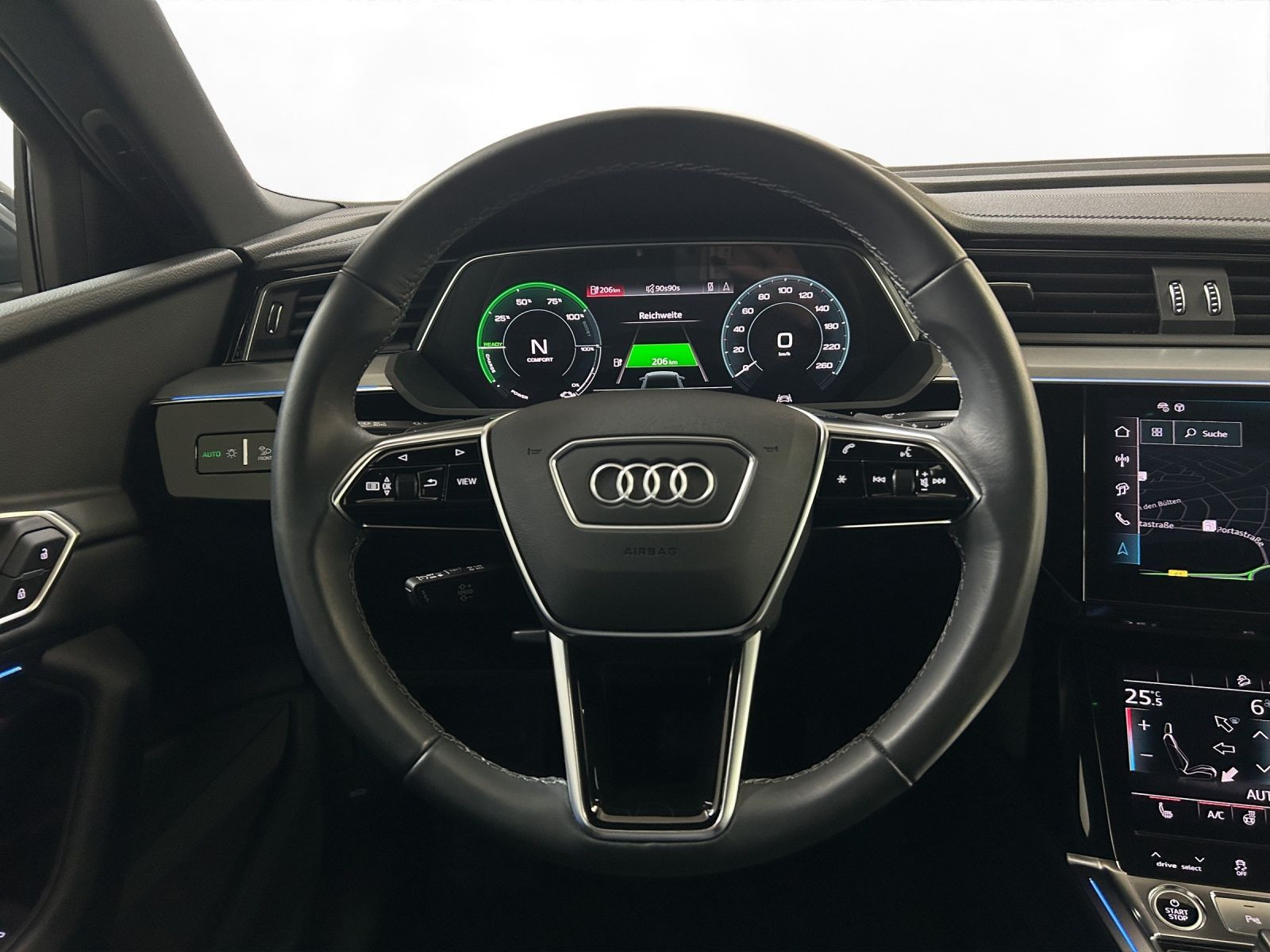 Audi - Q8 Sportback e-tron_19