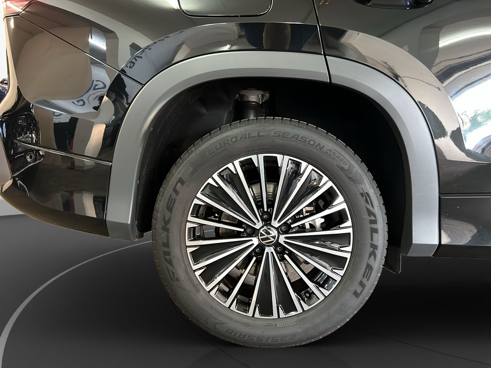 Volkswagen - Tayron_16