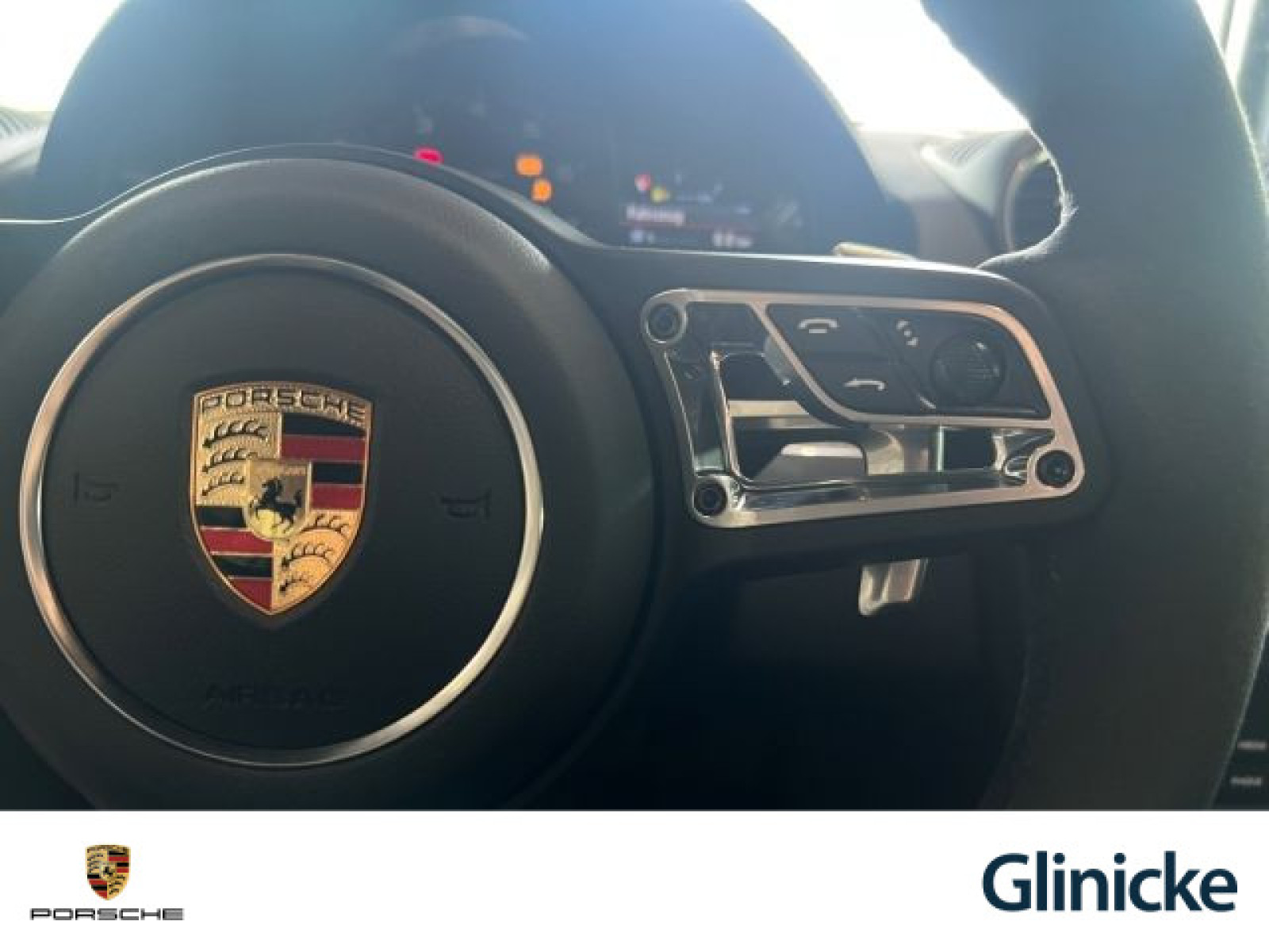 Porsche - Cayman_18