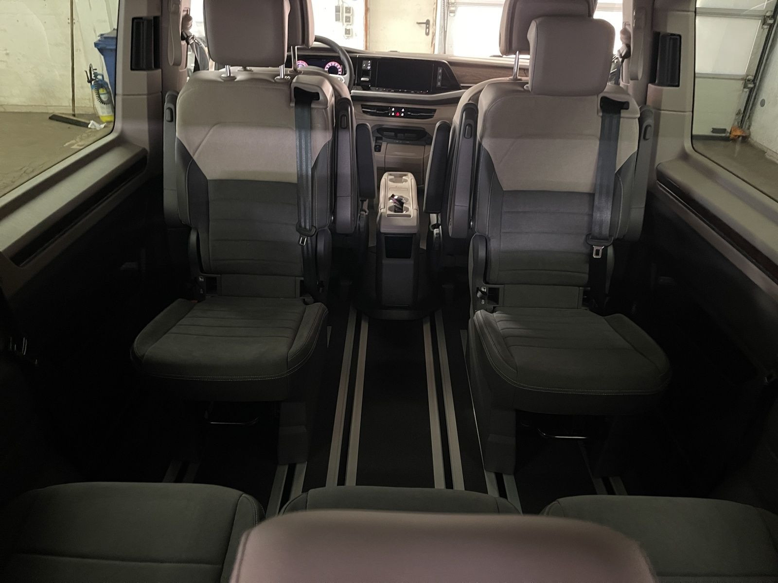 Volkswagen - Multivan_16