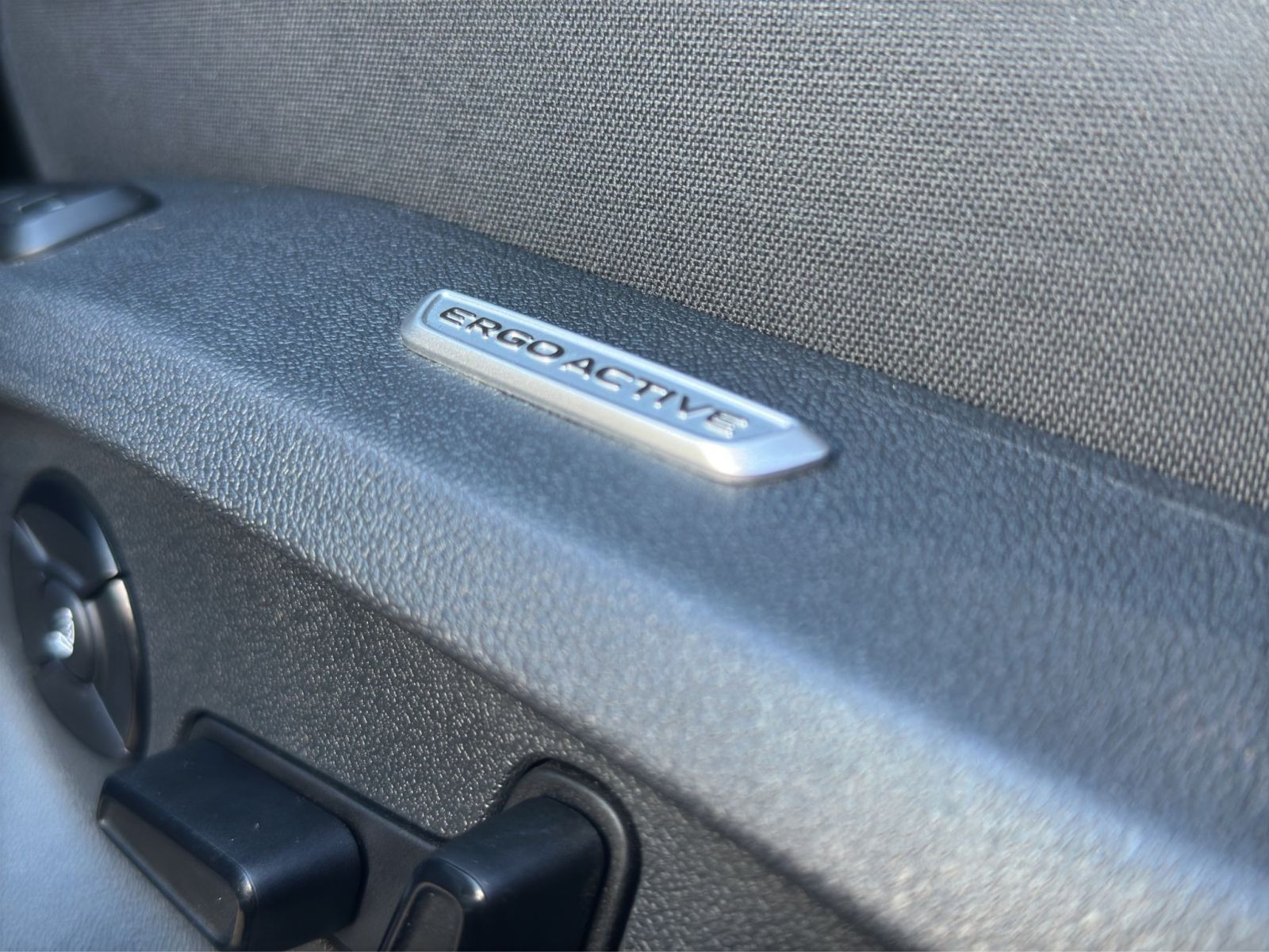 Volkswagen - Tiguan_16