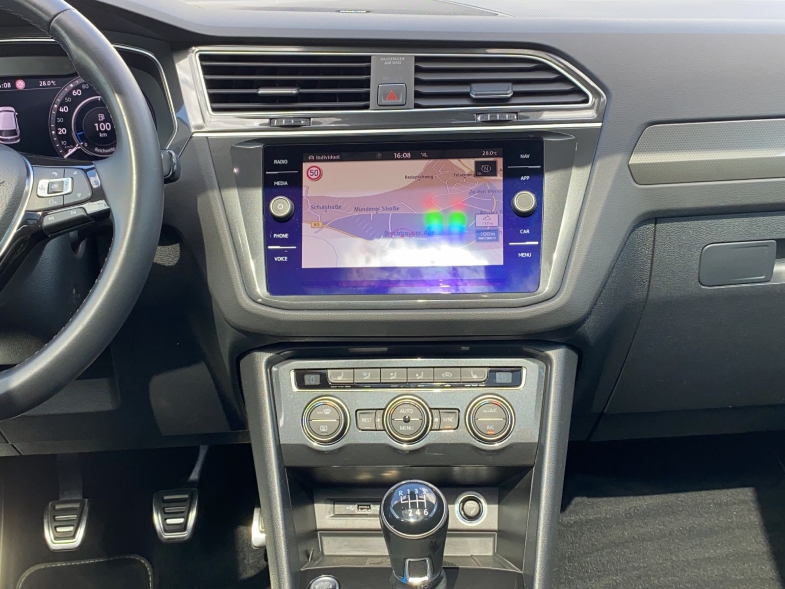 Volkswagen - Tiguan_18