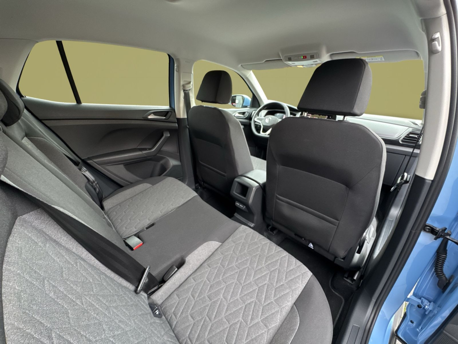 Volkswagen - T-Cross_18